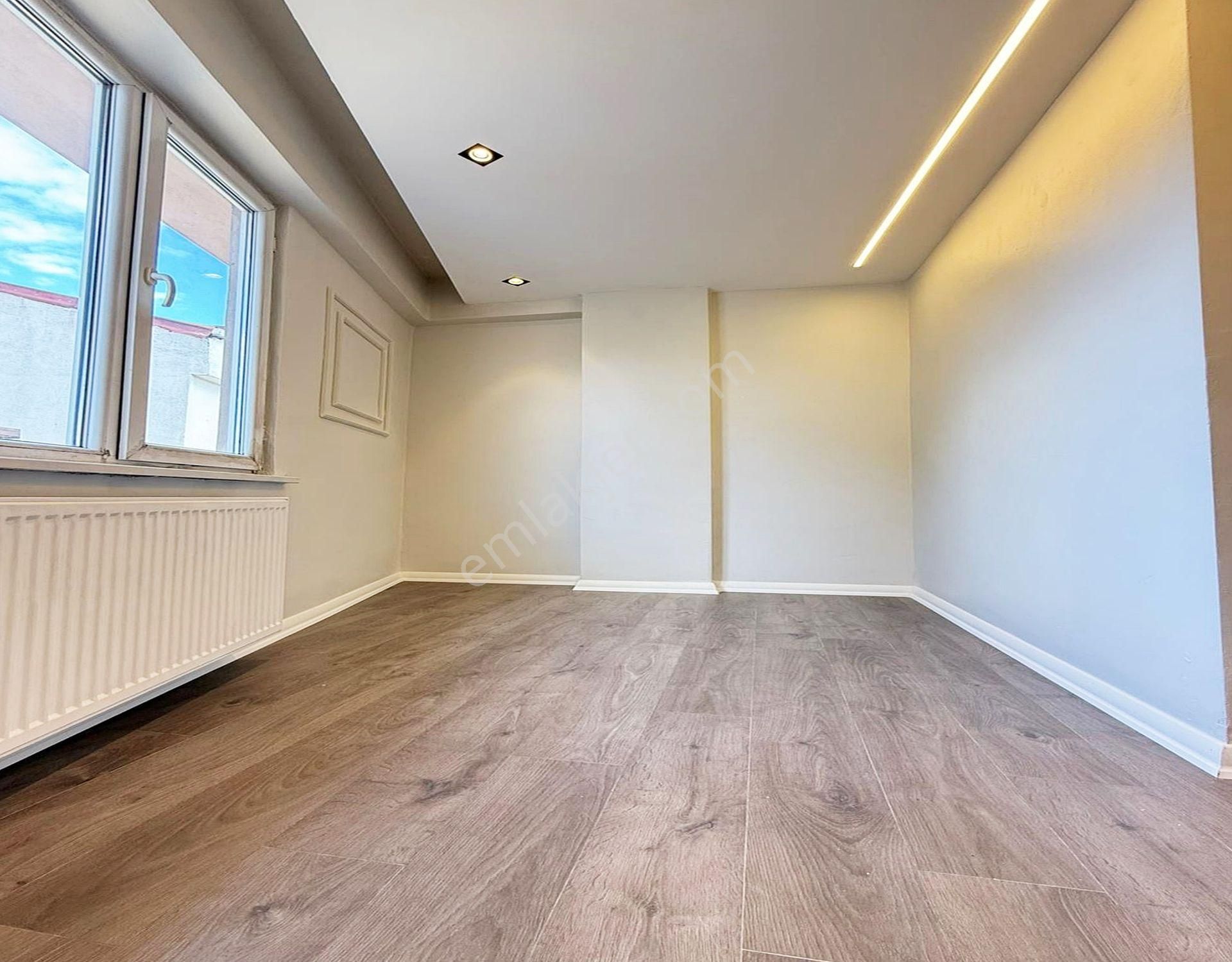 Esenyurt Meydana 1 Adım Mesafede 2+1 Ultra Lüks Daire !!! - Görsel 17