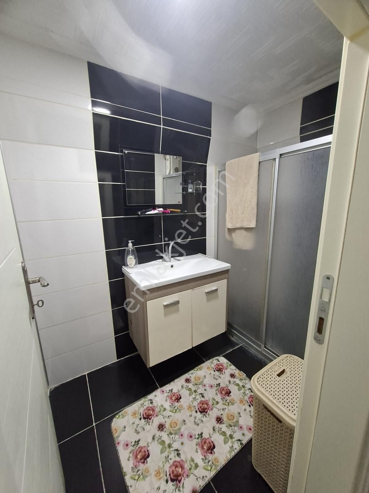 Tramvaya Yakın Bahçe Kat 2+1 Odalı Kiralık Daire - Görsel 6