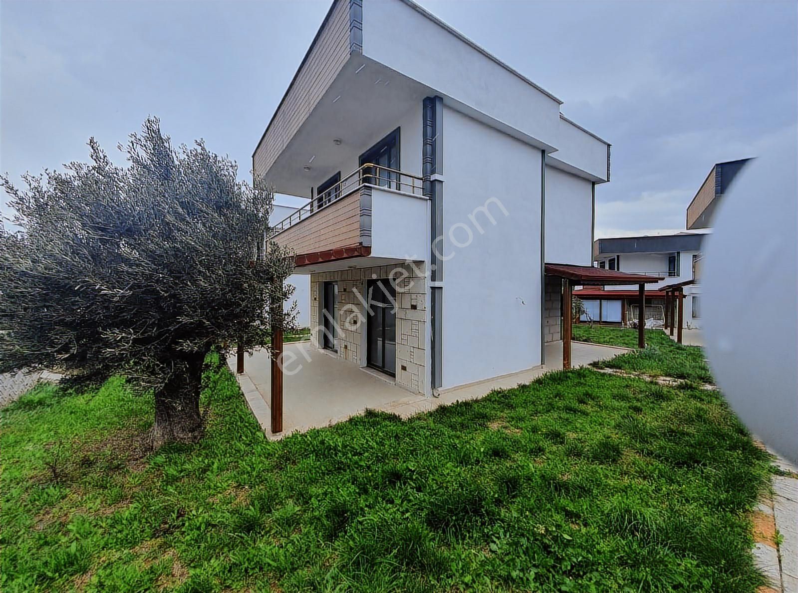 Rw Nefes' Ten Karaağaç' Ta Deniz Manzaralı Müstakil 3+1 Villa - Görsel 5