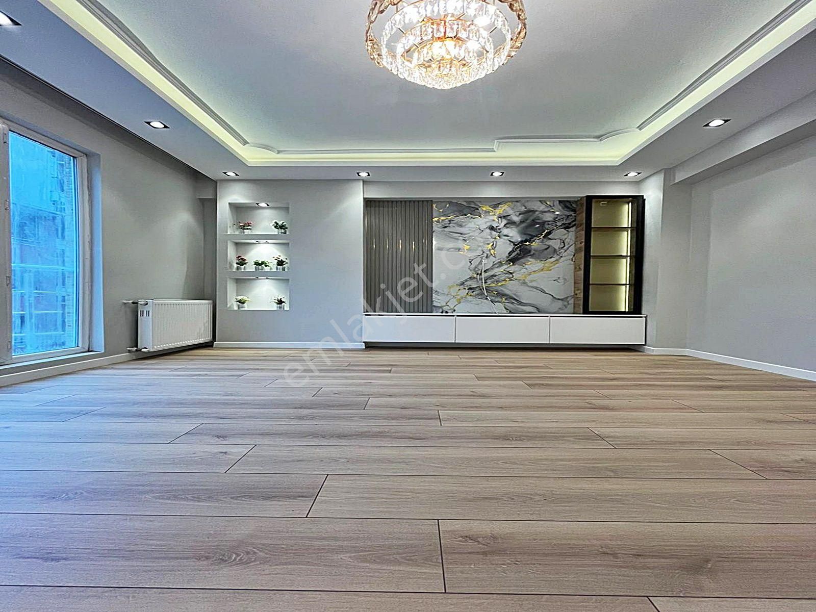 Esenyurt Meydana Yakın 2+1 Full Dekorlu Satılık Daire !!! - Görsel 3