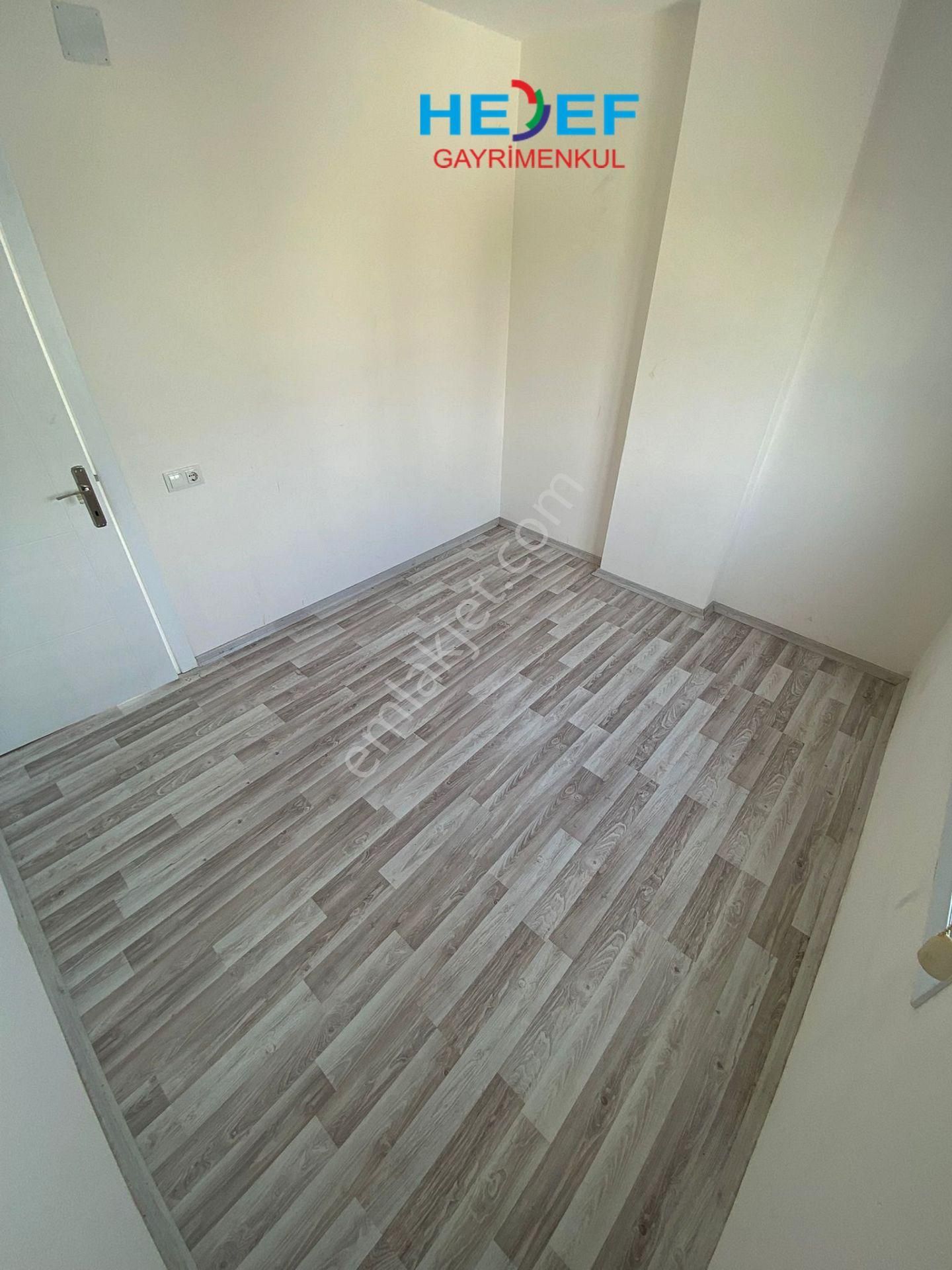 Hedef'ten Eski Mezitli'de 1+1 Kiralık Daire - Görsel 9