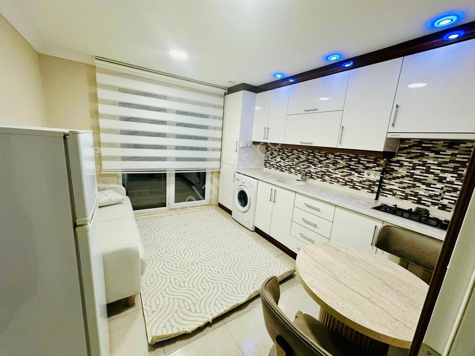 Üniversiteye Yakın Balkonlu Sıfır Eşyalı Satılık 1+1 Apart - Görsel 2
