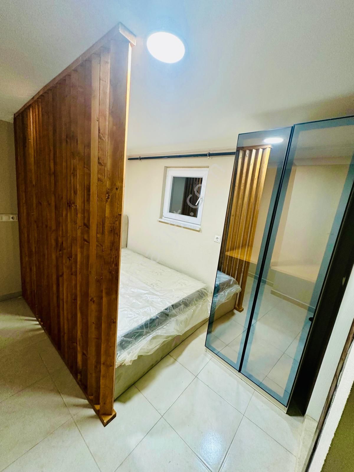 Üniversiteye Yakın Balkonlu Sıfır Eşyalı Satılık 1+1 Apart - Görsel 11