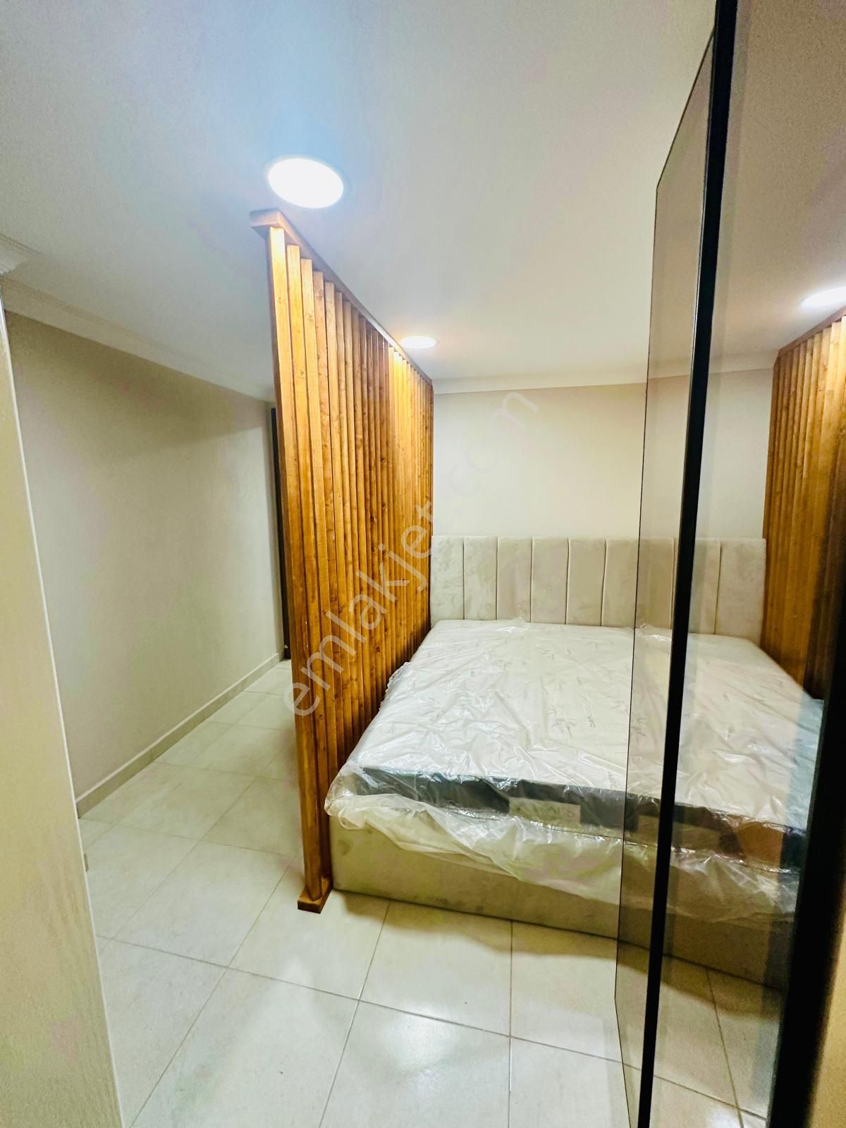 Üniversiteye Yakın Balkonlu Sıfır Eşyalı Satılık 1+1 Apart - Görsel 9