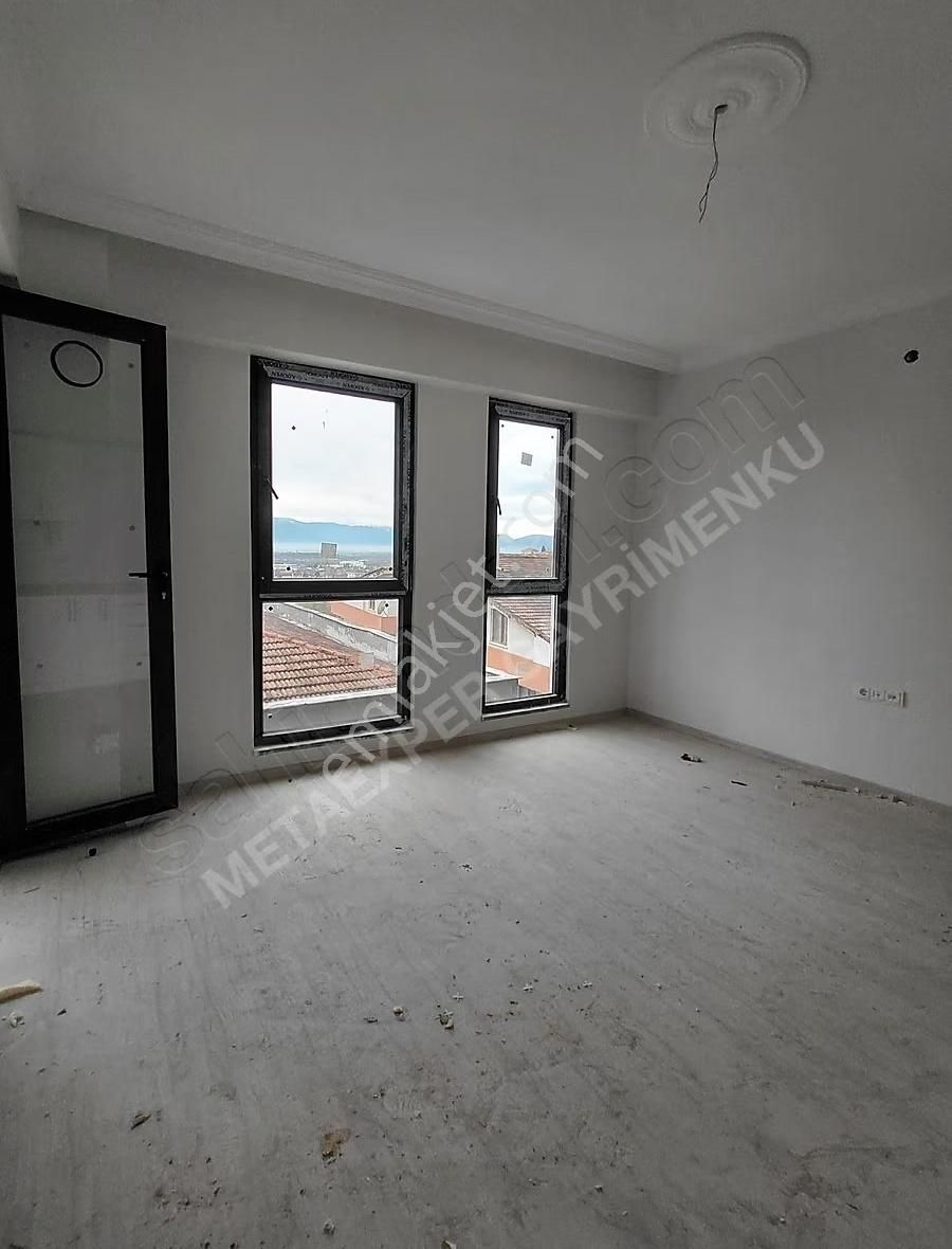 Konuralp'de Yatırımlık 1+1 Satılık Daire - Görsel 12