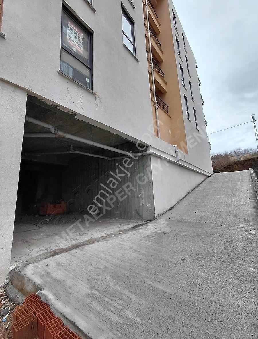 Konuralp'de Yatırımlık 1+1 Satılık Daire - Görsel 17