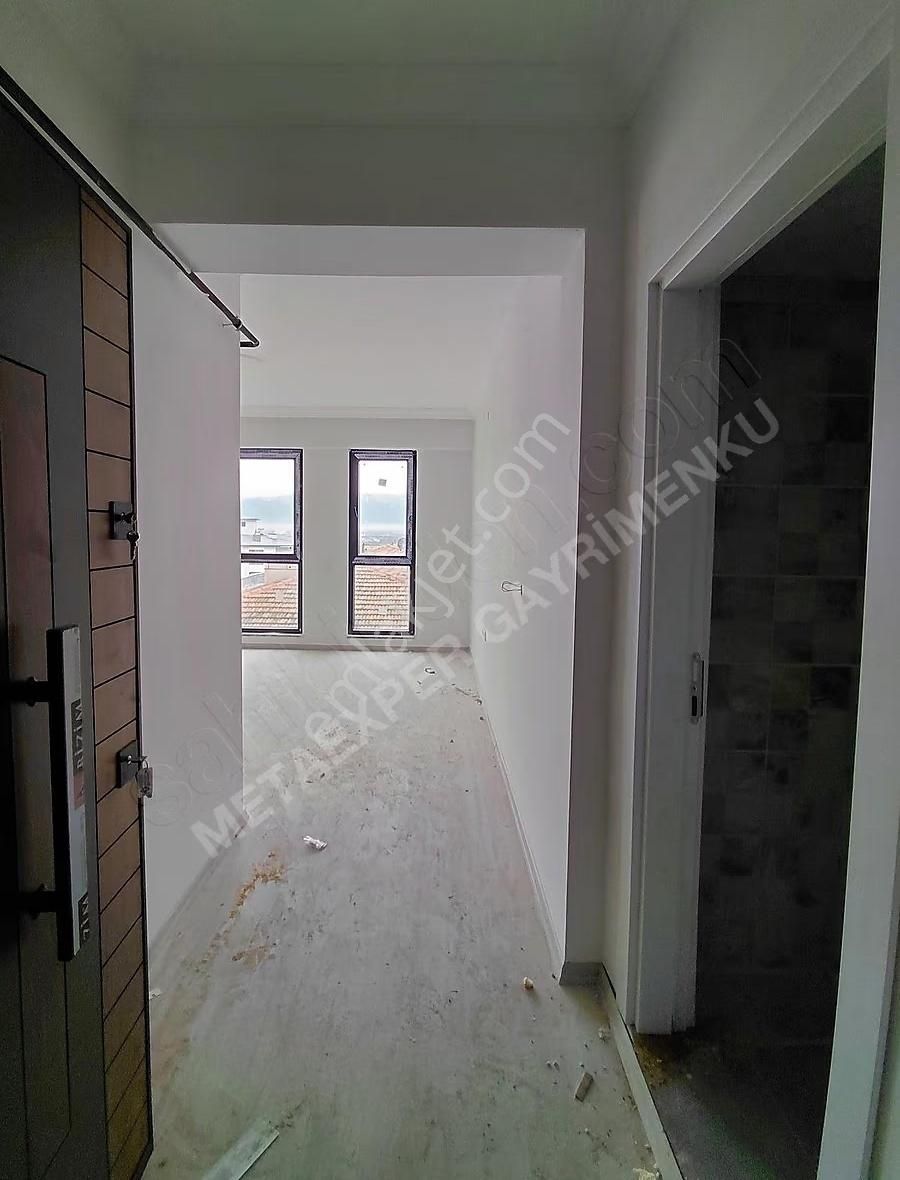 Konuralp'de Yatırımlık 1+1 Satılık Daire - Görsel 25