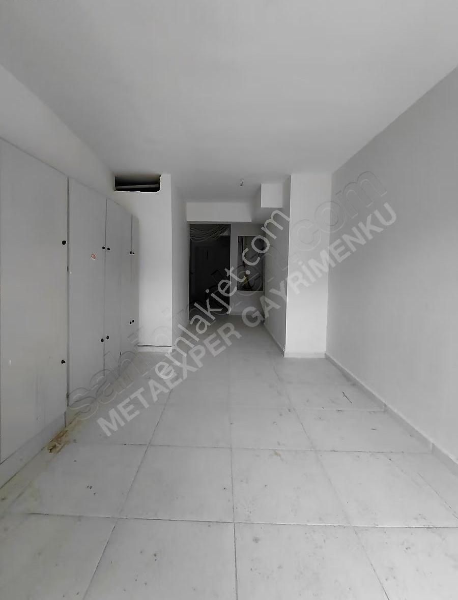 Konuralp'de Yatırımlık 1+1 Satılık Daire - Görsel 28