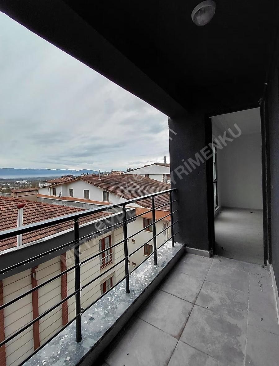 Konuralp'de Yatırımlık 1+1 Satılık Daire - Görsel 31