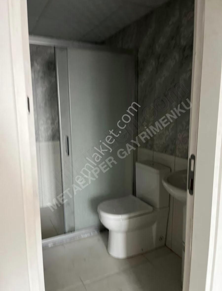 150 M² 3+1.. Ayrı Çamaşır Ve Giyenme Odalı Fırsat Daire - Görsel 3