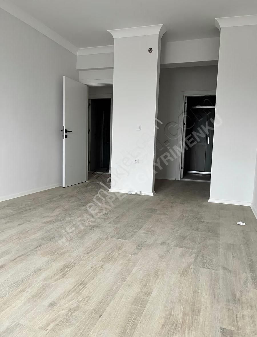 150 M² 3+1.. Ayrı Çamaşır Ve Giyenme Odalı Fırsat Daire - Görsel 19