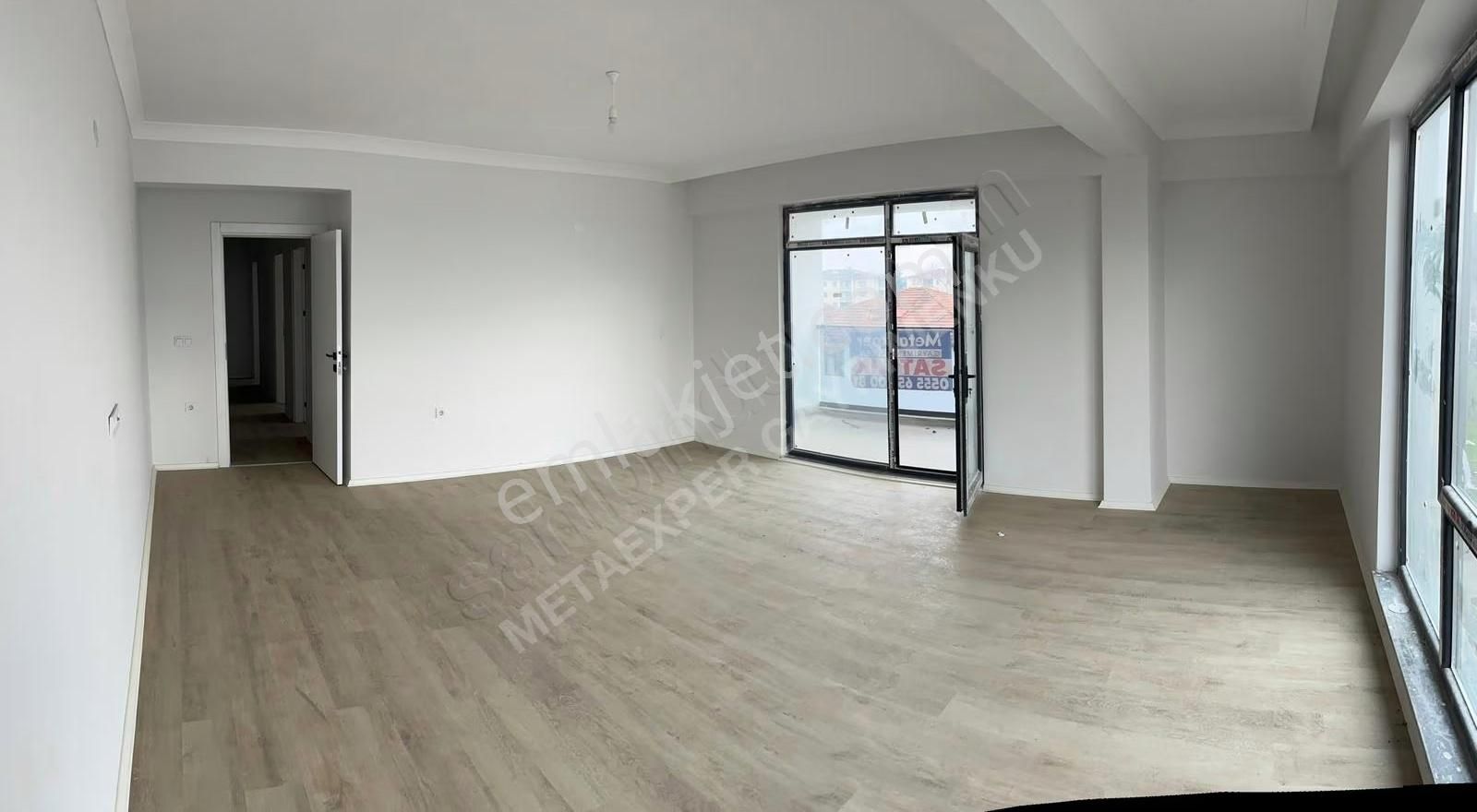 150 M² 3+1.. Ayrı Çamaşır Ve Giyenme Odalı Fırsat Daire - Görsel 4
