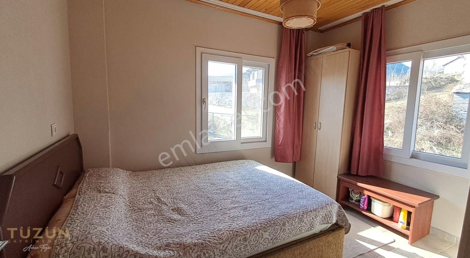 Tüzün'den Fındıkpınarın'da 938 M2 Arsa İçerisinde İki Katlı Ev - Görsel 5