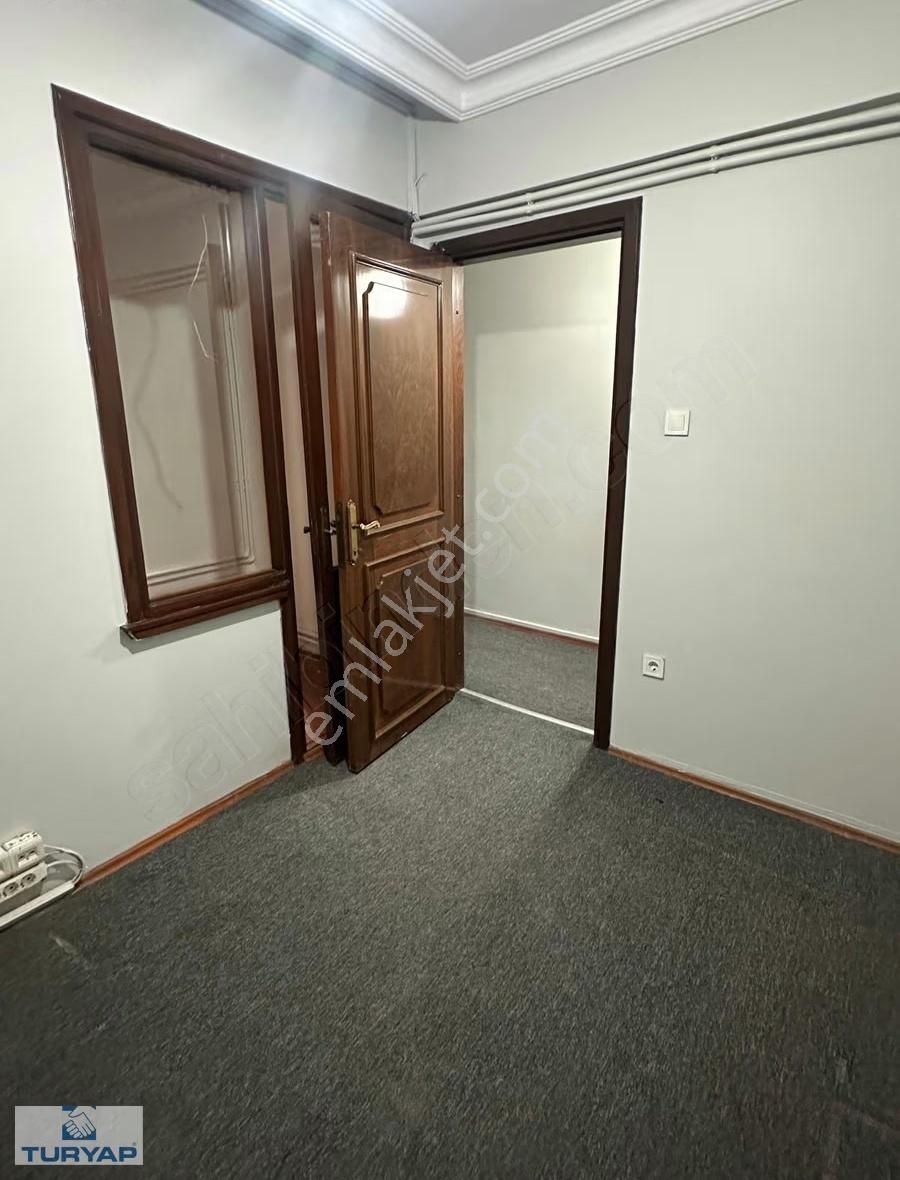 Kızıltoprak Bağdat Cad. Tabela Değeri Yüksek Kiralık 3+1 Ofis - Görsel 5