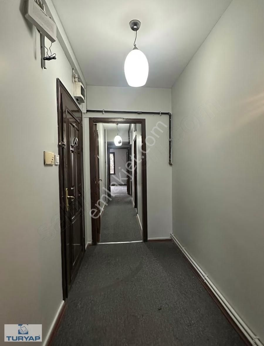 Kızıltoprak Bağdat Cad. Tabela Değeri Yüksek Kiralık 3+1 Ofis - Görsel 11