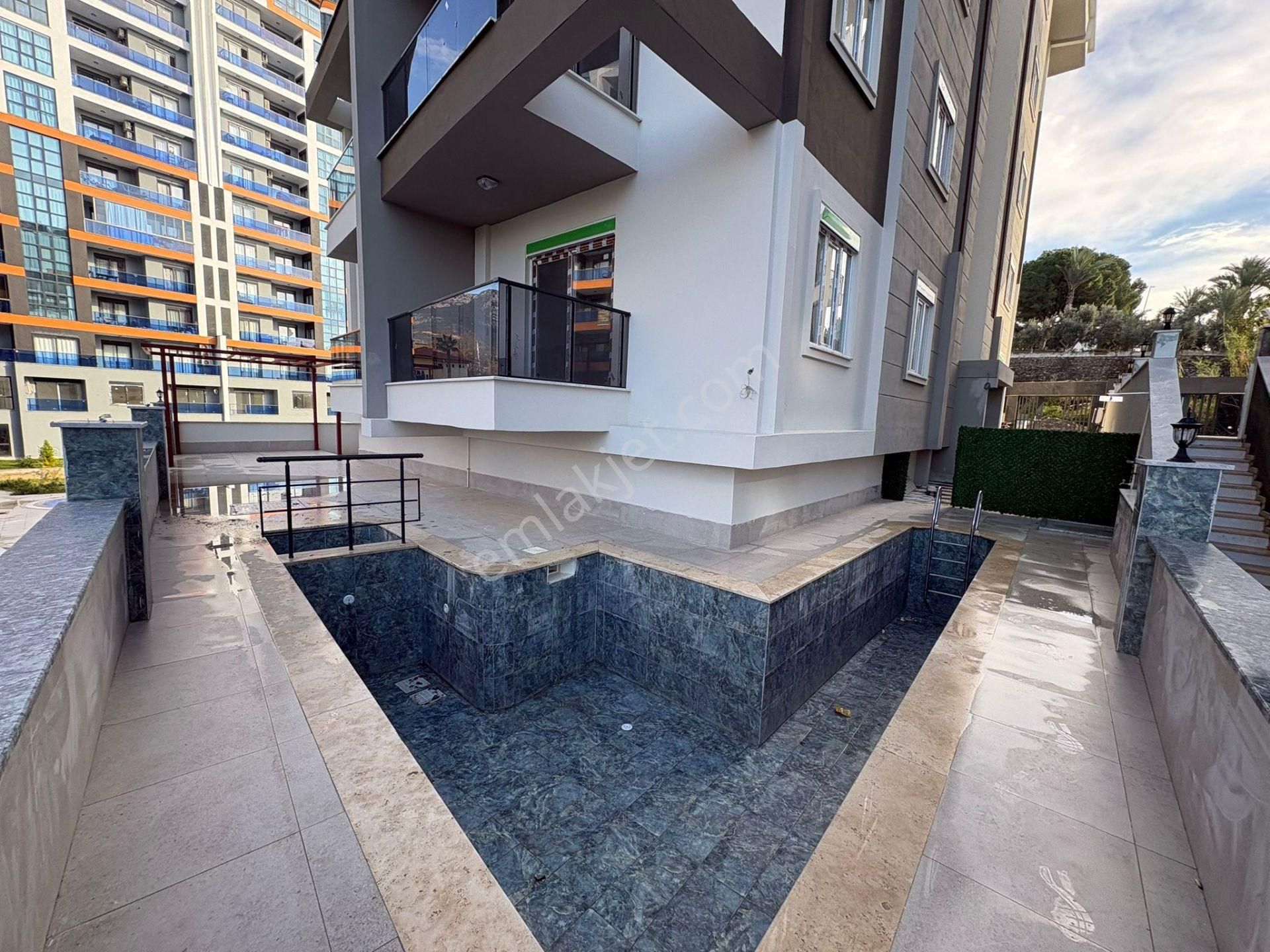 Alanya Mahmutlar Satılık 1+1 Fırsat Daire ! - Görsel 12