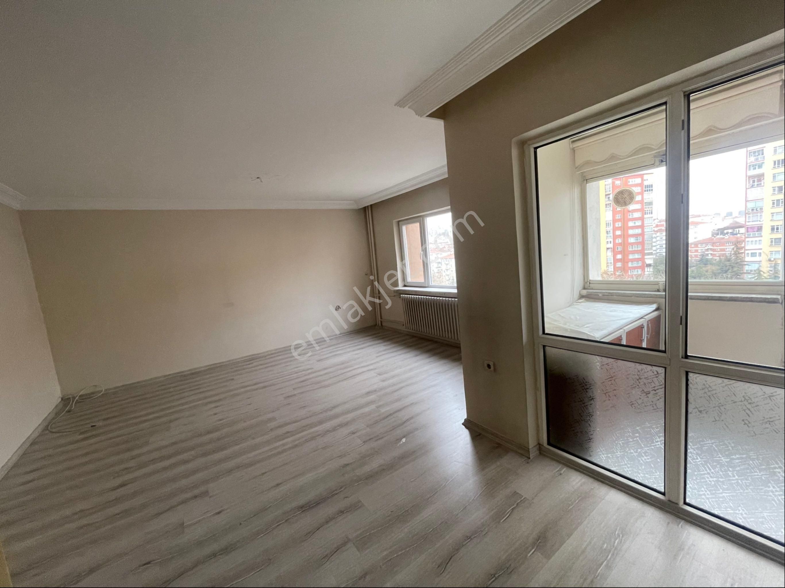 Demetevler Mah. Sayıştay Sitesi 3+1 Satılık Daire - Görsel 27