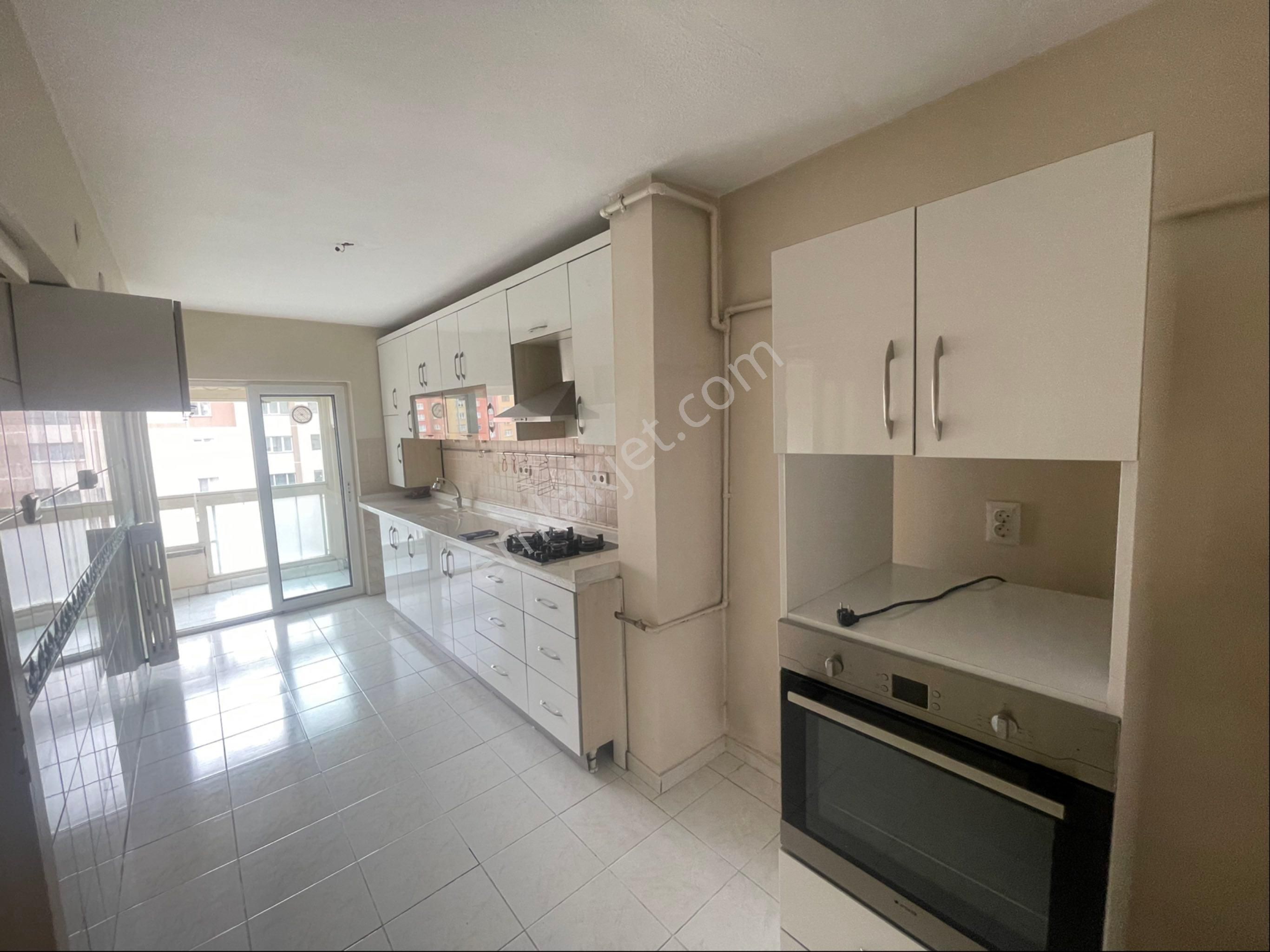 Demetevler Mah. Sayıştay Sitesi 3+1 Satılık Daire - Görsel 6