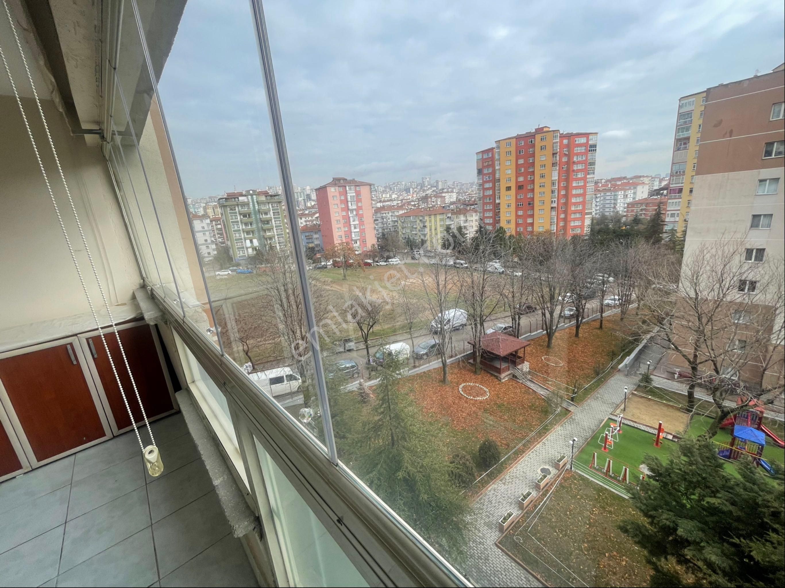 Demetevler Mah. Sayıştay Sitesi 3+1 Satılık Daire - Görsel 11