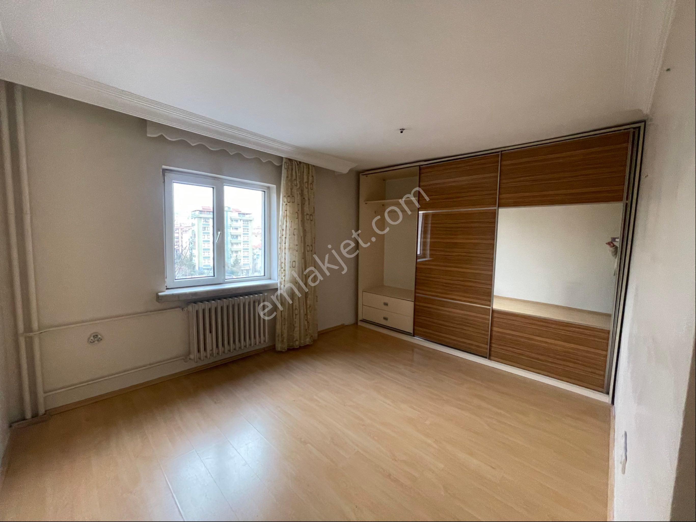 Demetevler Mah. Sayıştay Sitesi 3+1 Satılık Daire - Görsel 35