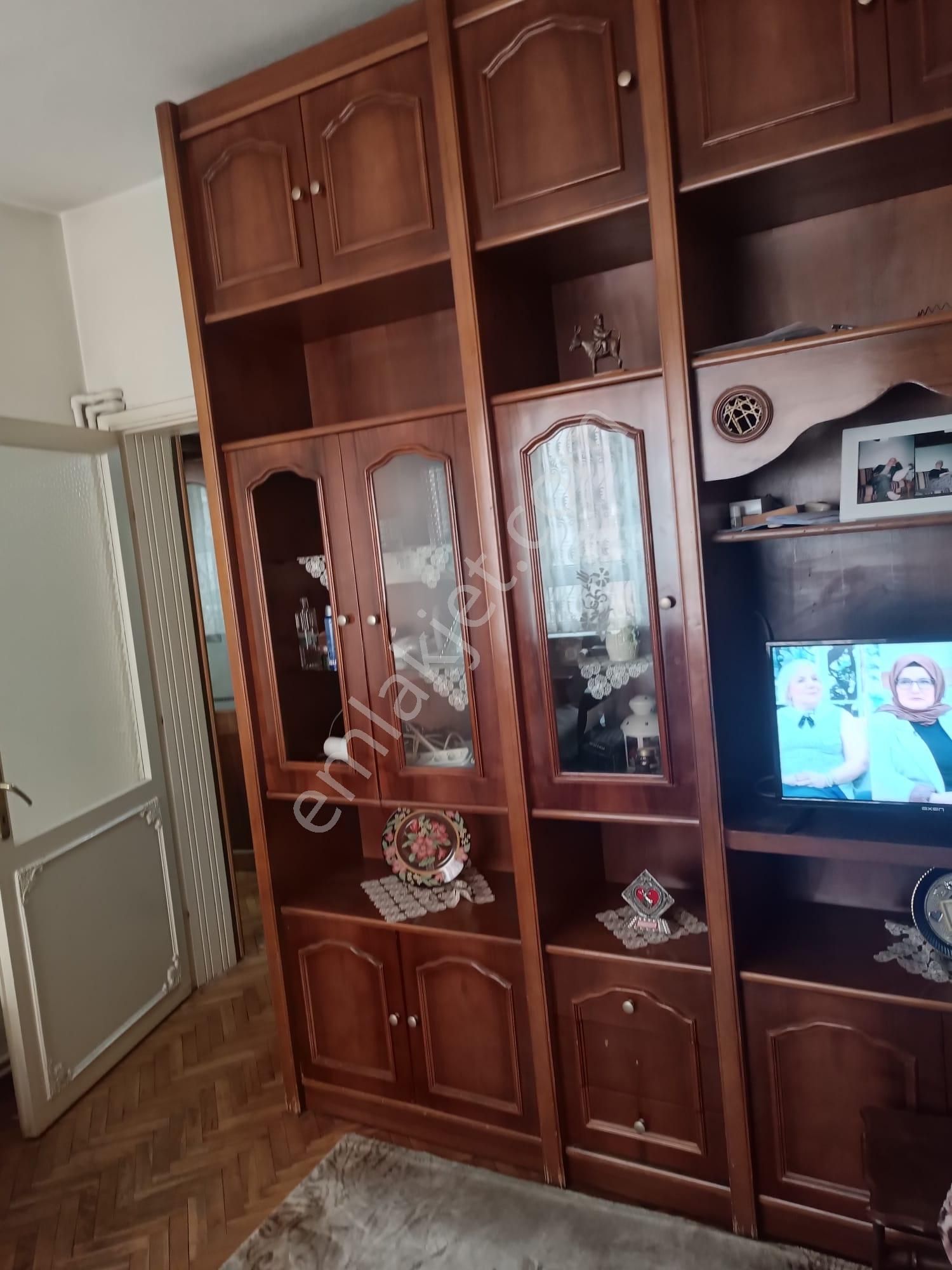 Osmangazi Namıkkemal Mahallesinde Ara Kat 2. Kat 110m2 Daire - Görsel 9