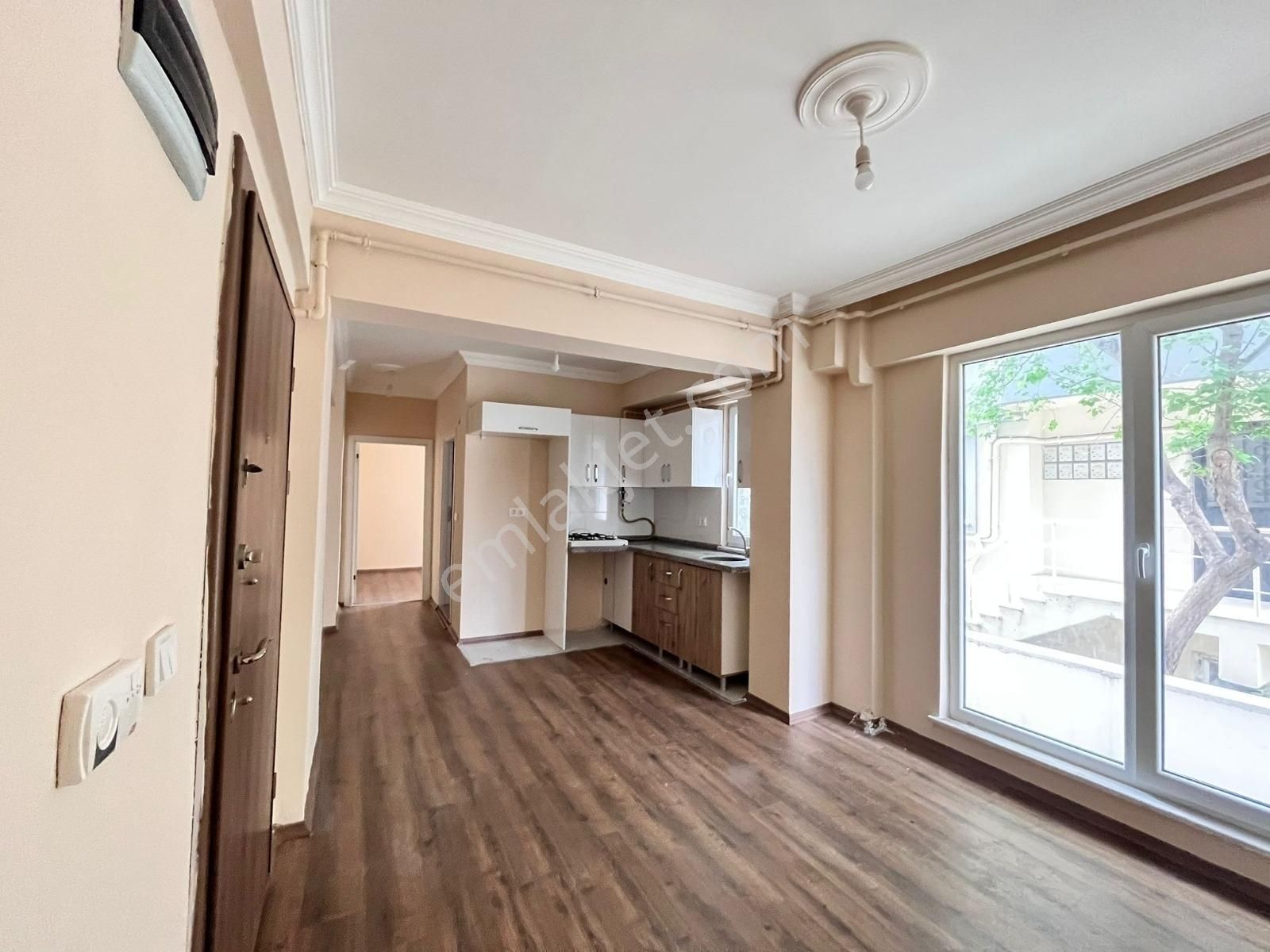 Barbaros Mahallesinde Yeni Binada Kiralık 1+1 Daire - Görsel 3