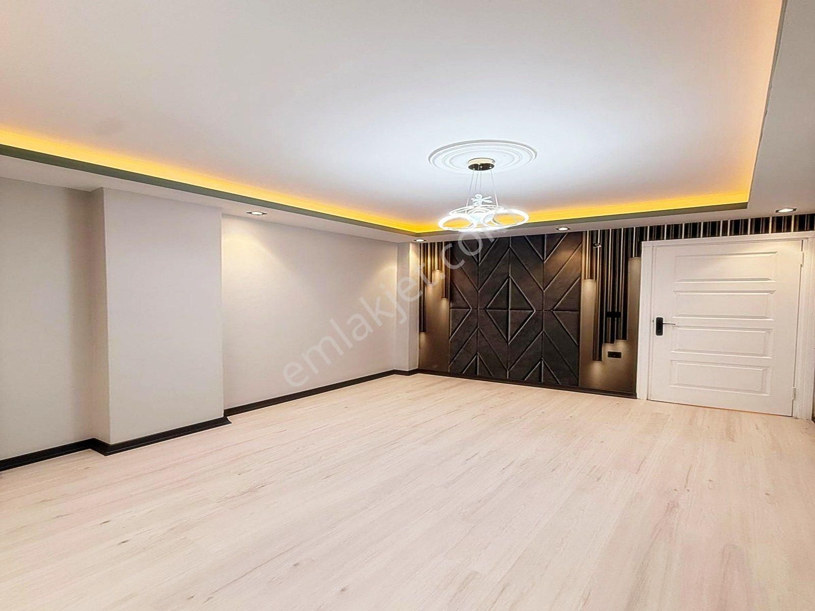 Esenyurt Mehterçeşme Mahallesinde Balkonlu Geniş Arakat 2+1 Daire - Görsel 14