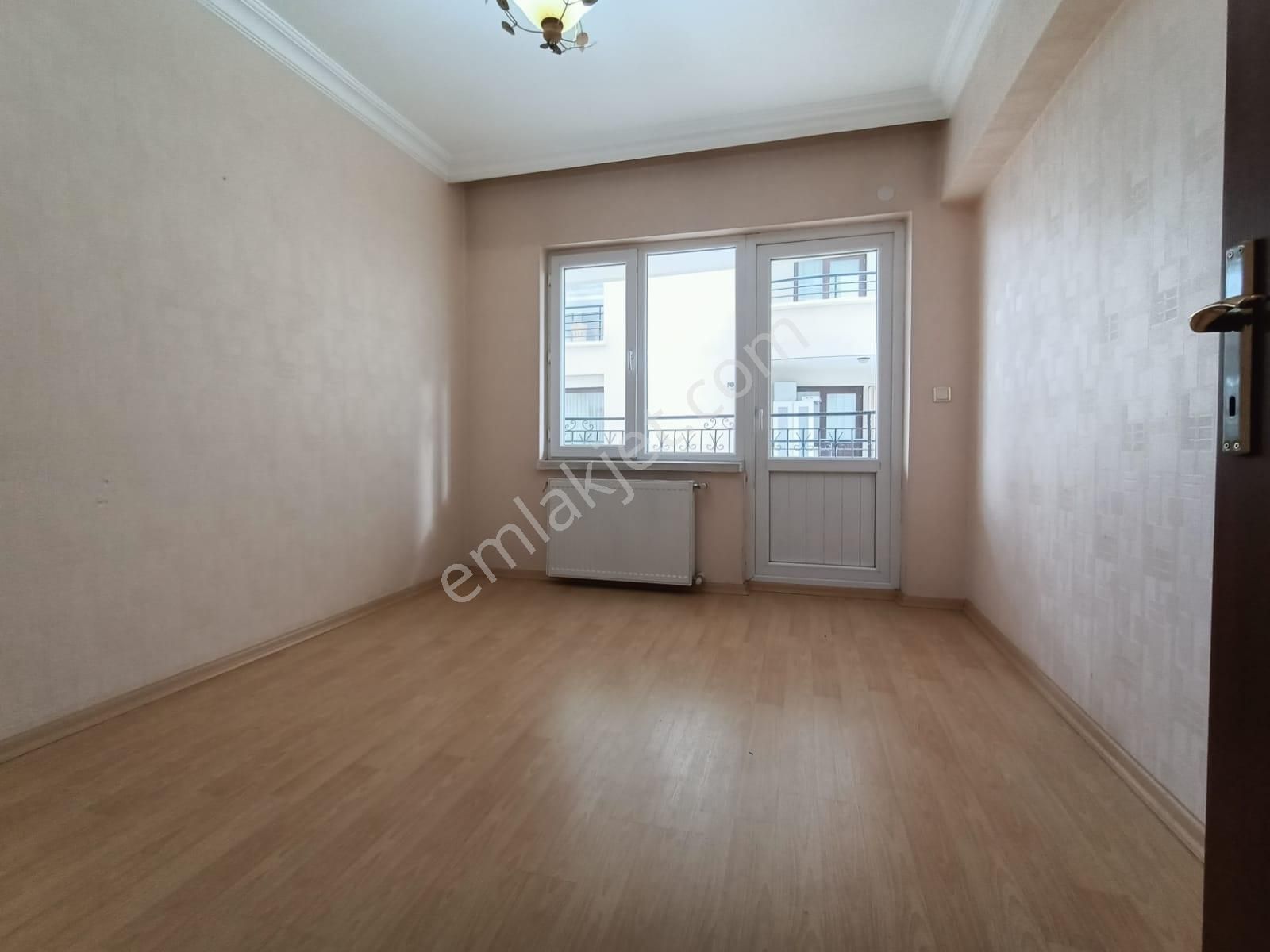 Emaks'tan/akpınar/mevlana Bulv.yakını/katta/bakımlı/3+1/125 M2 - Görsel 7