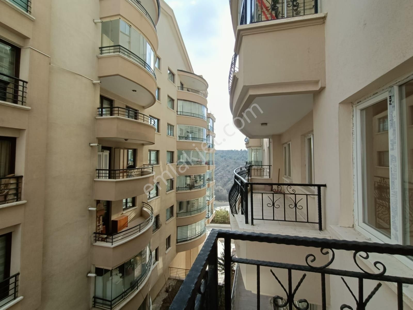 Emaks'tan/akpınar/mevlana Bulv.yakını/katta/bakımlı/3+1/125 M2 - Görsel 14