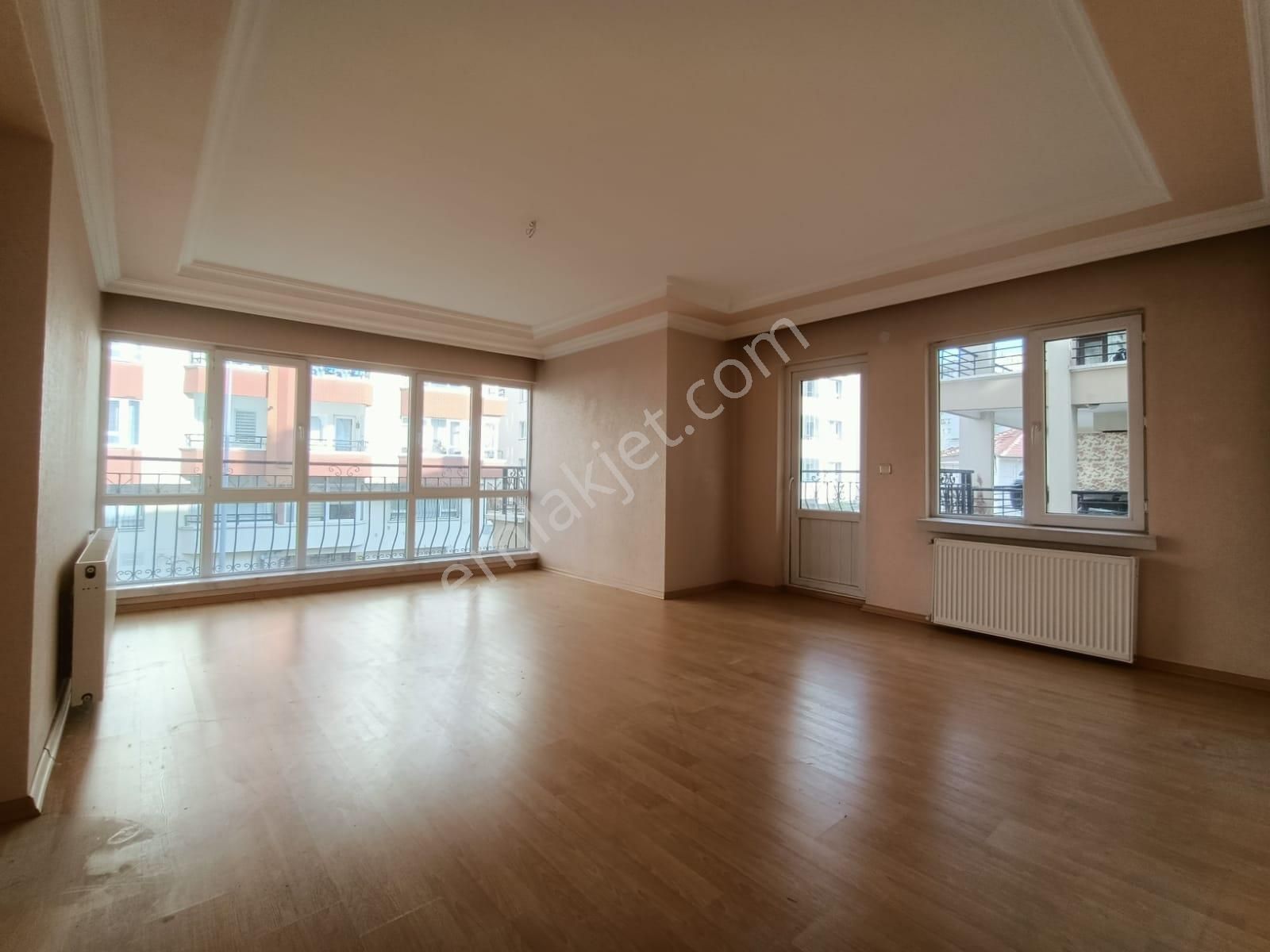 Emaks'tan/akpınar/mevlana Bulv.yakını/katta/bakımlı/3+1/125 M2 - Görsel 6