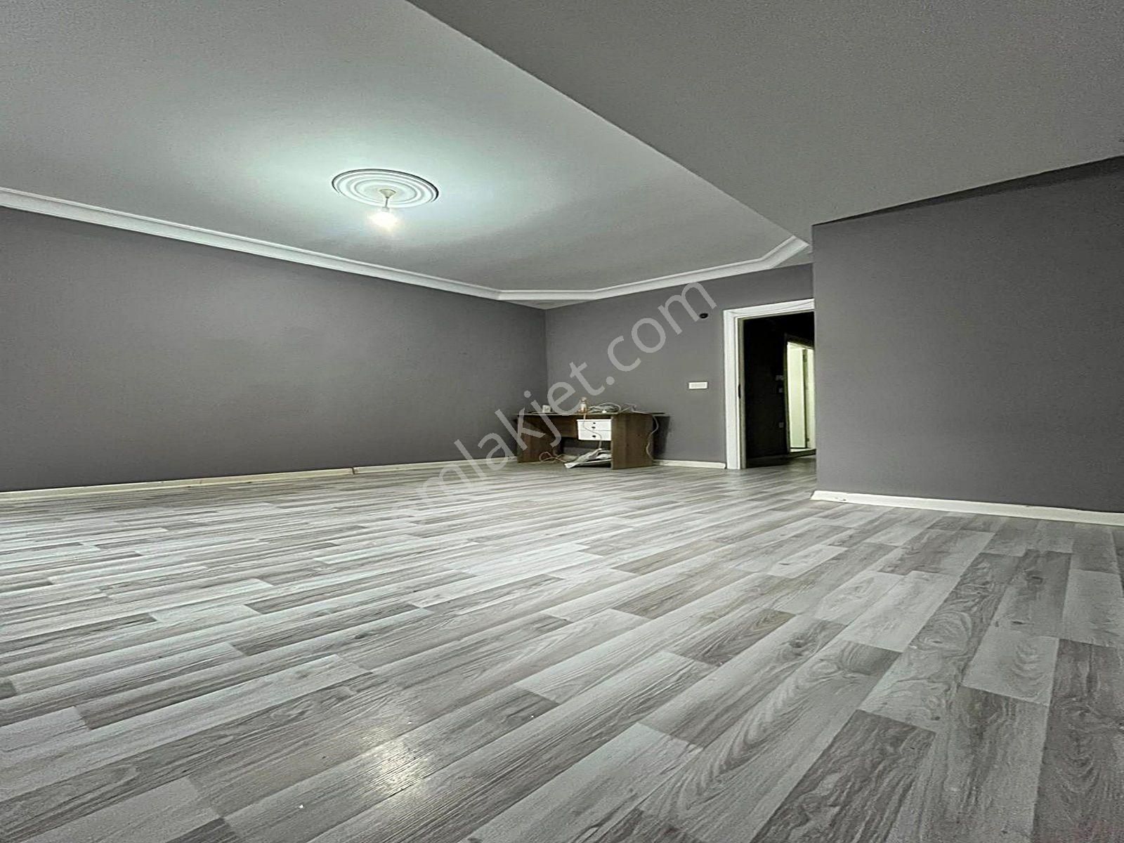 Şahane Yapı' Dan Çınar Mahallesinde 1+1 Bahçe - Görsel 8