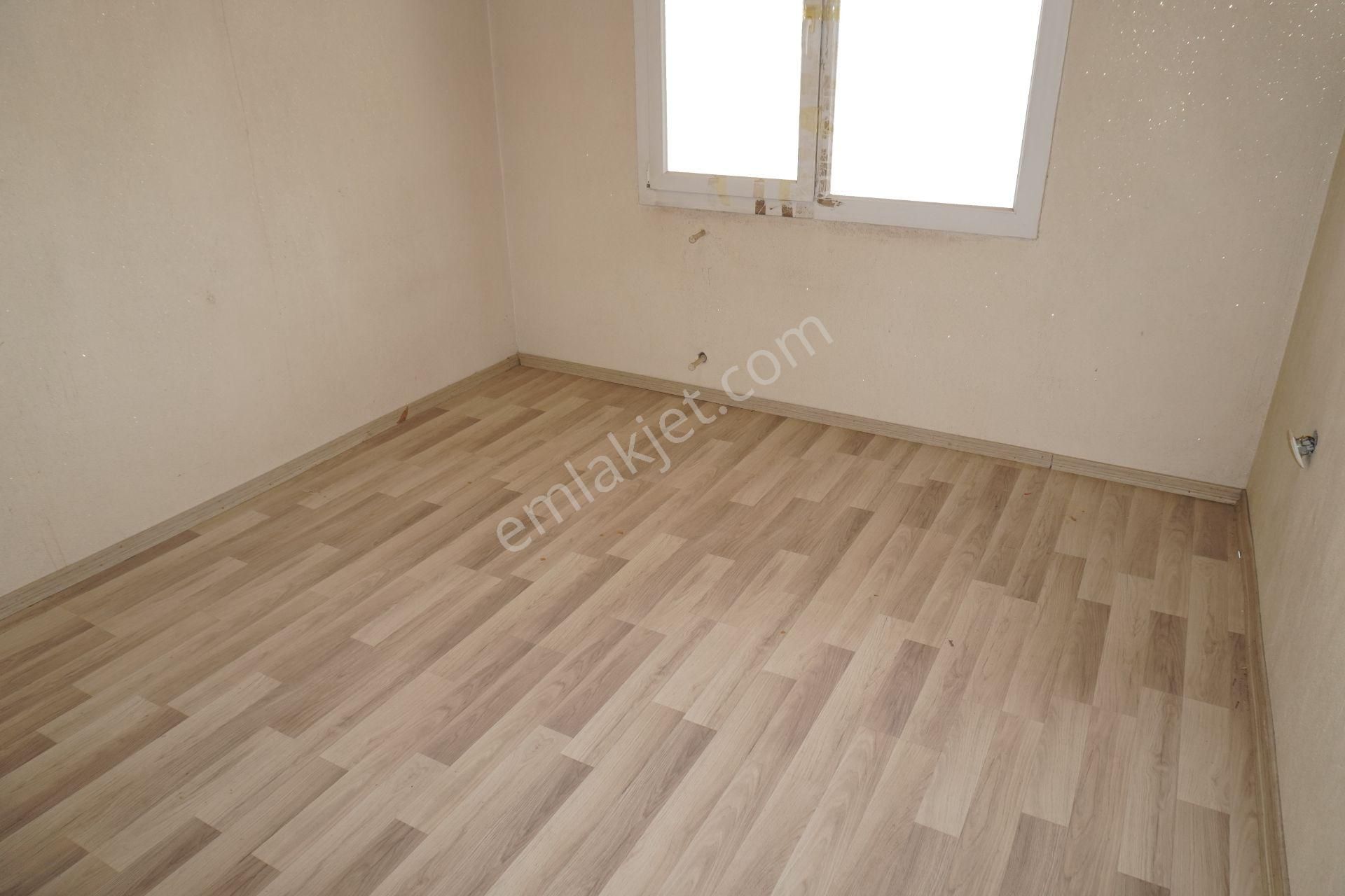 Asarlık Da Kiralık 2+1 3.kat Çift Balkonlu Çiğli Serkan Emlak Dan - Görsel 10