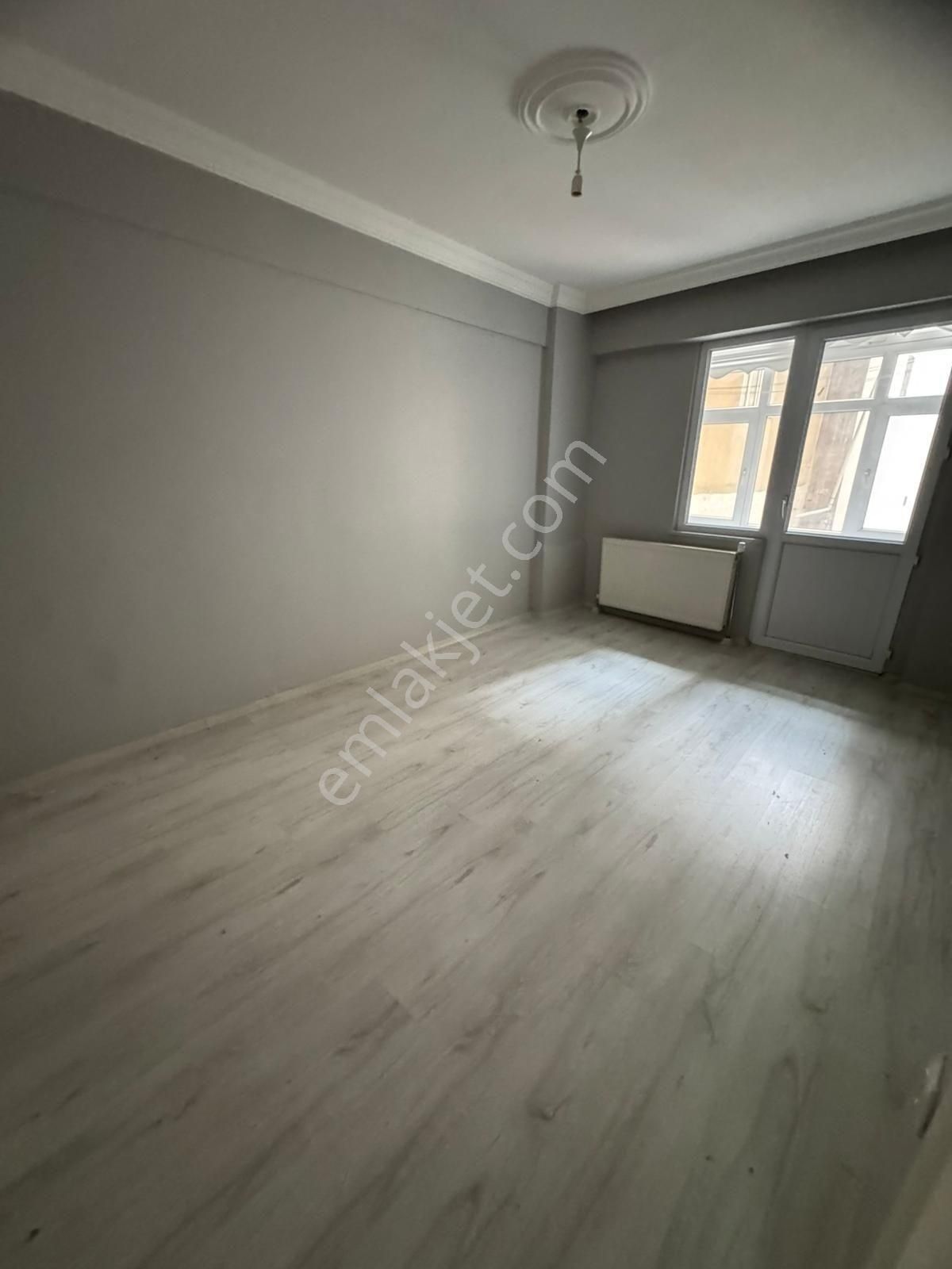 Tuğra'dan Reşadiye Mahallesinde 145 M2 İskanlı Kullanışlı Daire - Görsel 6