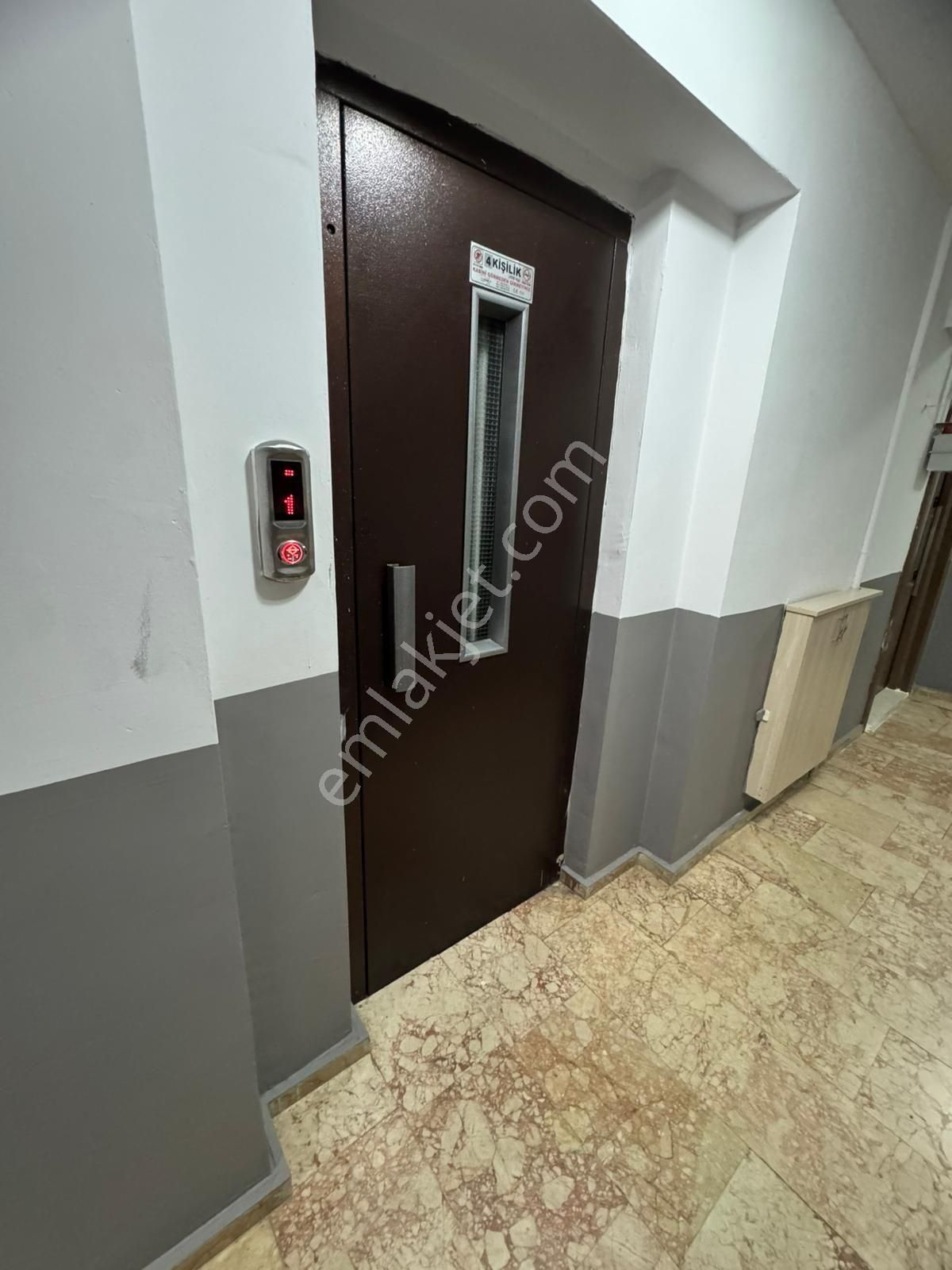 Tuğra'dan Reşadiye Mahallesinde 145 M2 İskanlı Kullanışlı Daire - Görsel 9