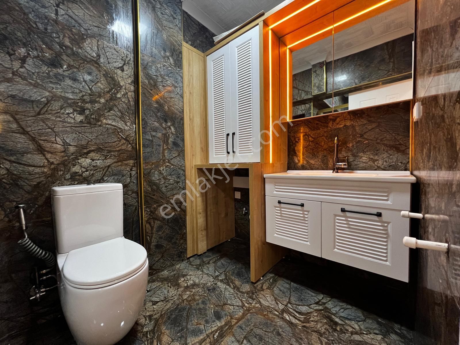 Yiğit'ten Akçay Kalbinde 2+1 Lüks Tasarım Hamam Konseptli Daire - Görsel 25