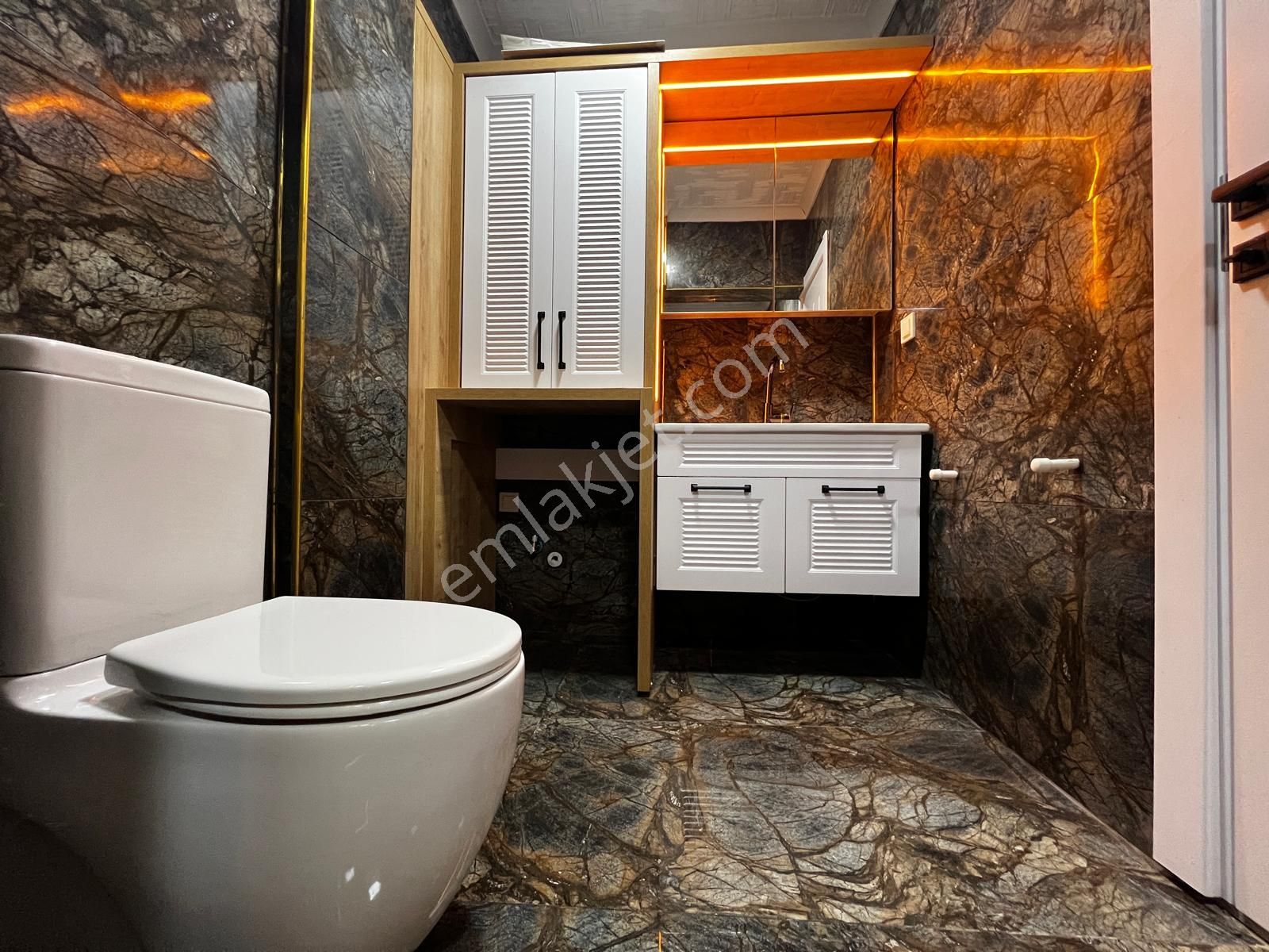 Yiğit'ten Akçay Kalbinde 2+1 Lüks Tasarım Hamam Konseptli Daire - Görsel 30