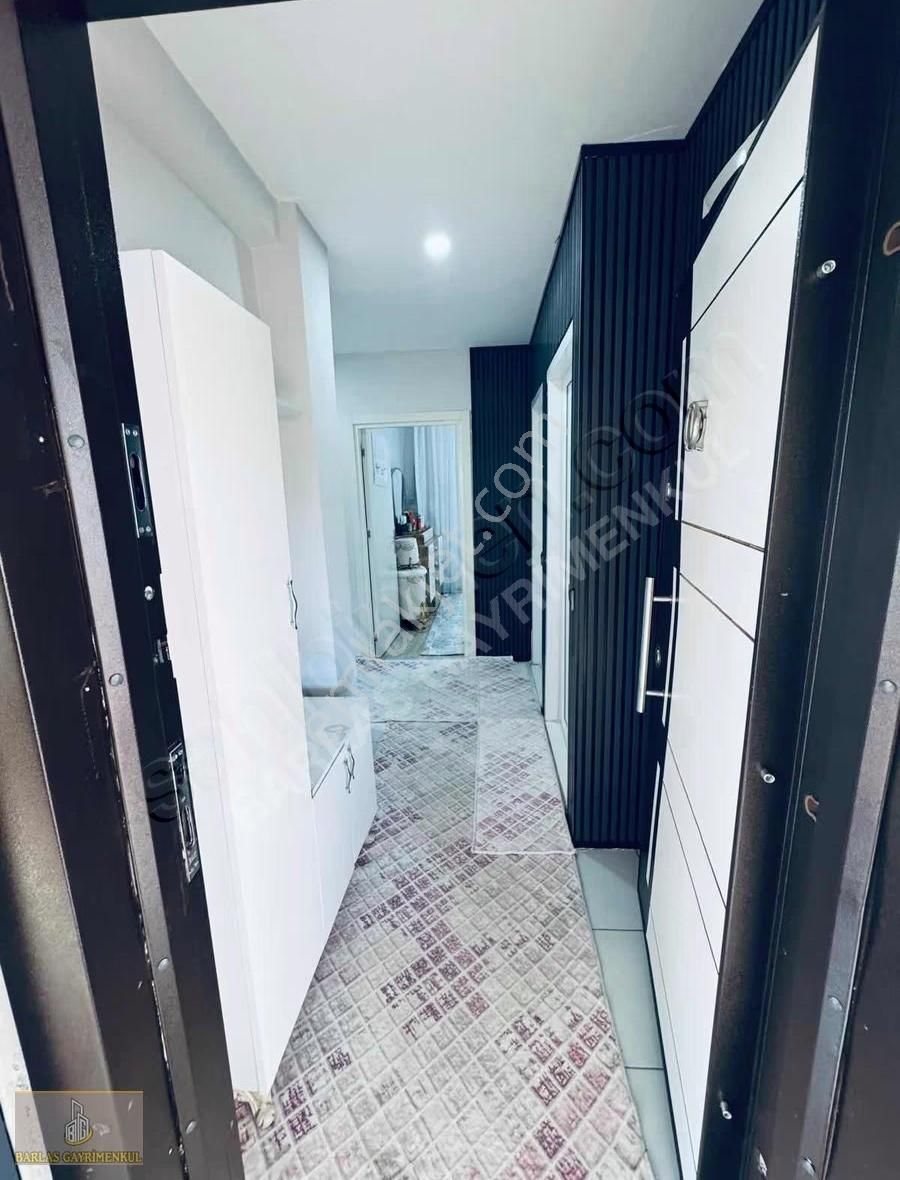 Kuzeyyaka Mah 2+1 Kat Genişliğinde Yüksek Giriş 4 Yıllık Daire - Görsel 2