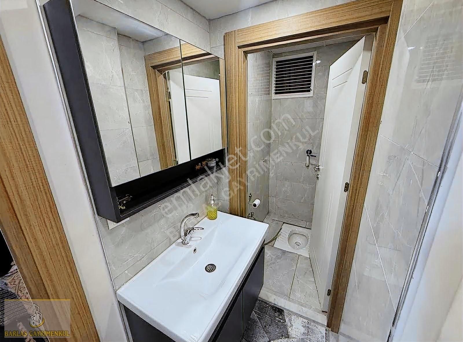 V. Karşıyaka Mahallesinde Tramvaya Yakın Lüks Satılık 2+1 Daire - Görsel 15