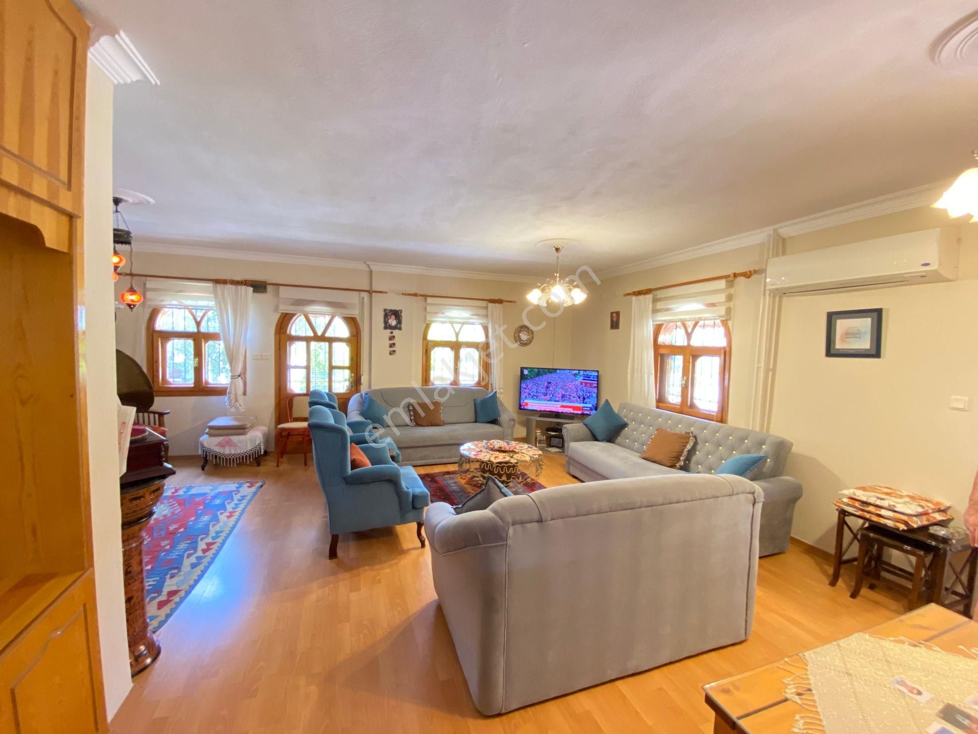 Seferihisar Doğanbey’de Denize 350m Mesafede, Geniş Ve Huzurlu 7+1 Villa - Görsel 17