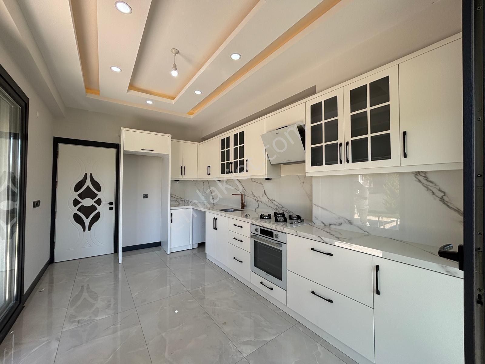 Yiğit'ten Güre De 5+1 Müstakil Havuzlu Kapalı Otoparklı Villa - Görsel 7