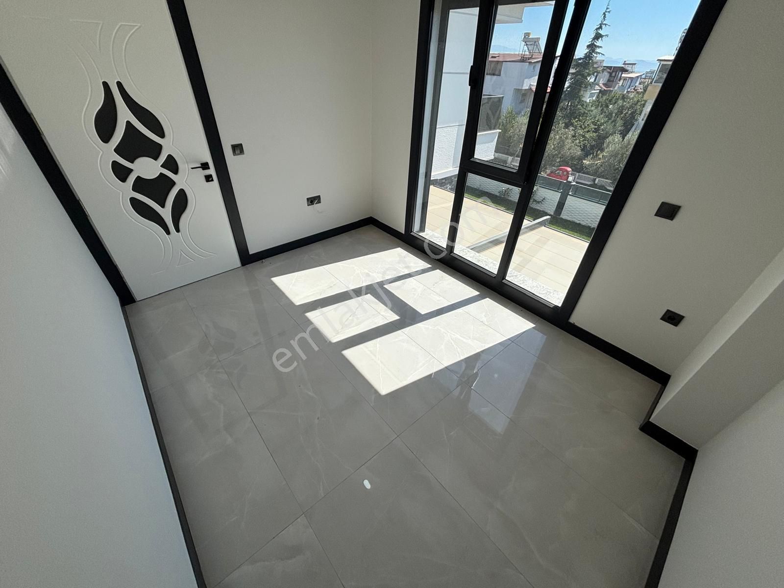 Yiğit'ten Güre De 5+1 Müstakil Havuzlu Kapalı Otoparklı Villa - Görsel 17