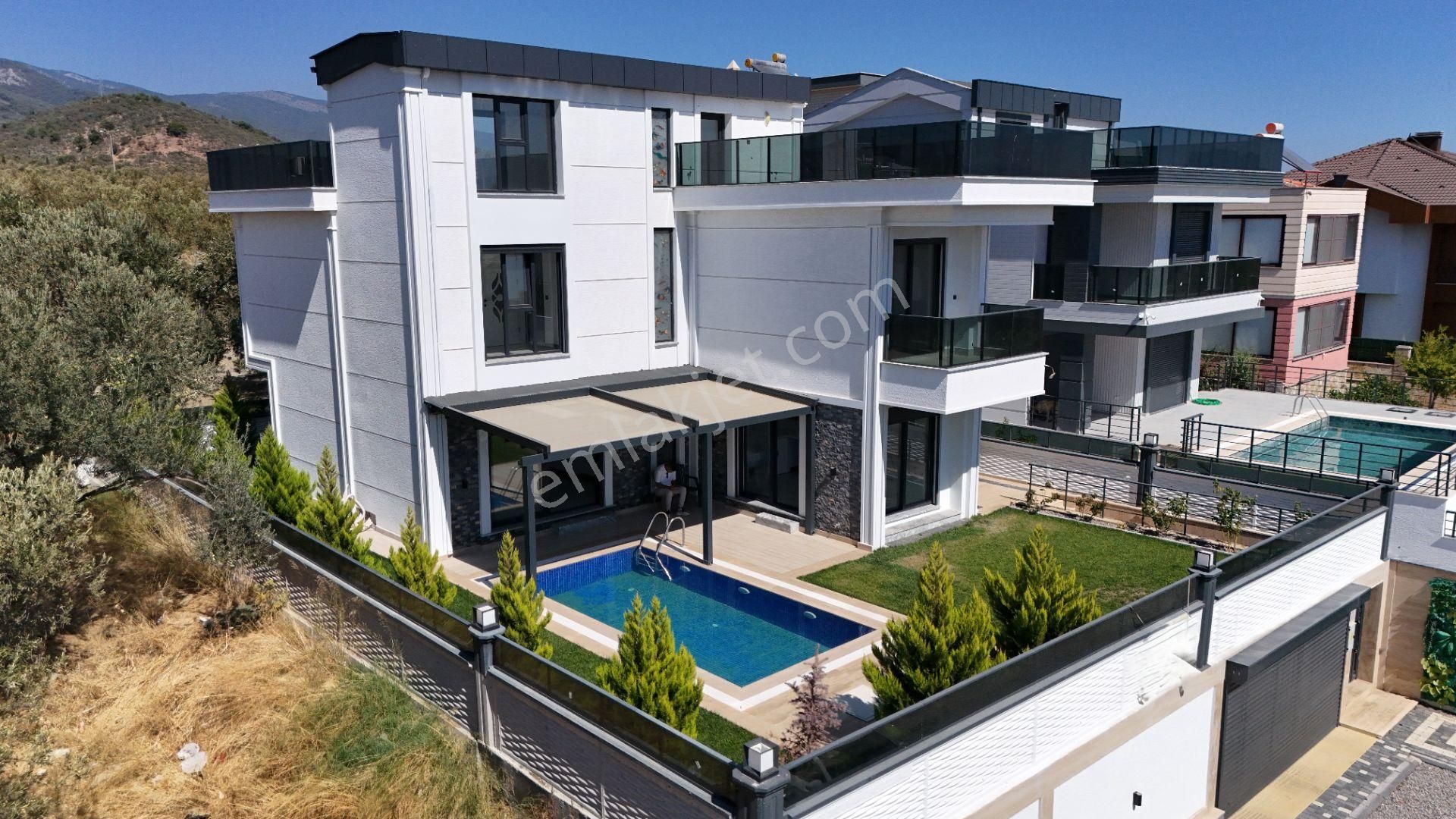 Yiğit'ten Güre De 5+1 Müstakil Havuzlu Kapalı Otoparklı Villa - Görsel 4