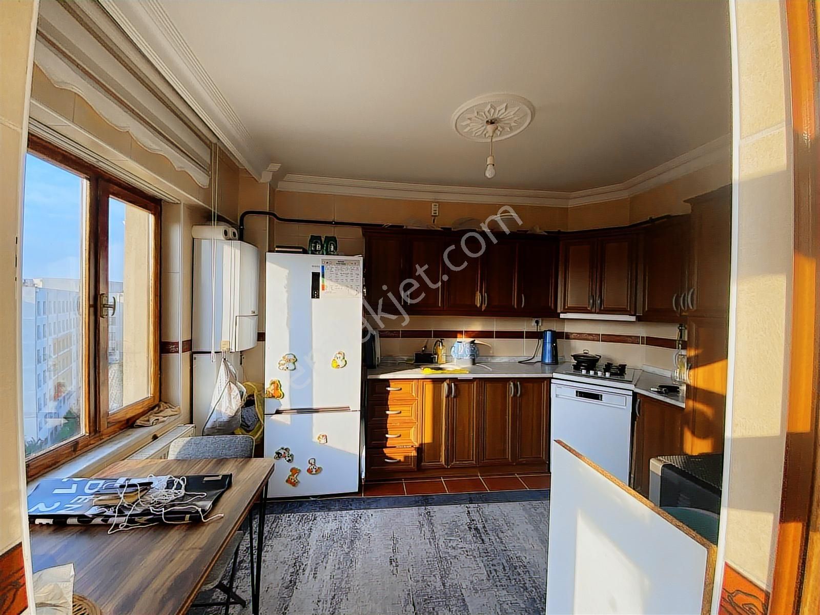 Adapazarı Araştırma Hastanesi Karşısı Satılık Büyük 2+1 Daire - Görsel 10