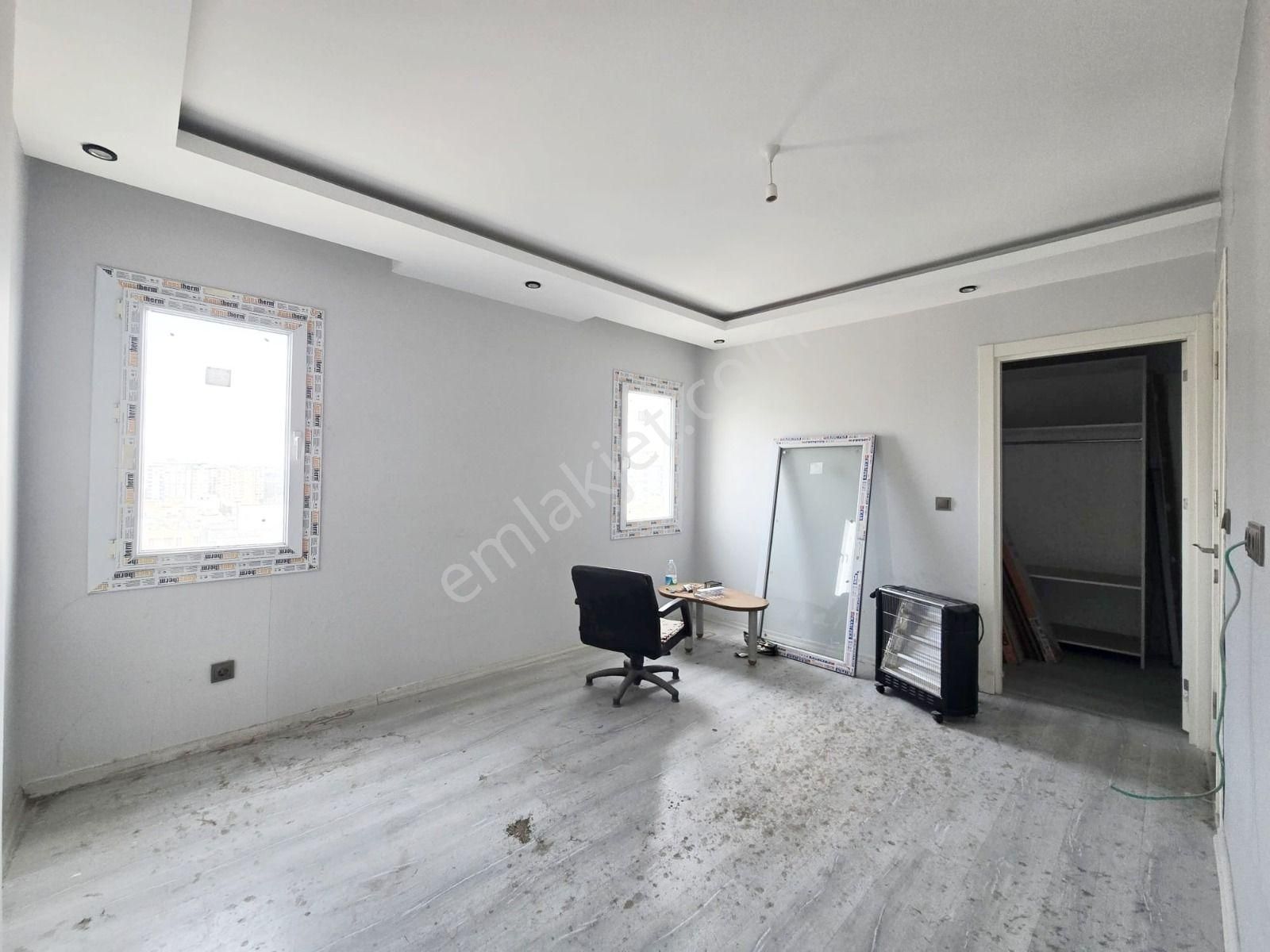 Baraj Yolu Bulvar Üzeri Kapalı Mutfaklı Teraslı Kullanılmamış Sıfır Dublex Daire - Görsel 8