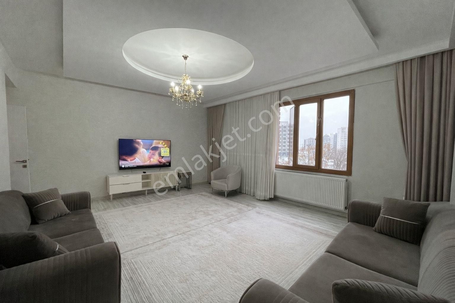 Gökkuşağı Villaları Civarında Satılık 4+1 Fırsat Daire - Görsel 6