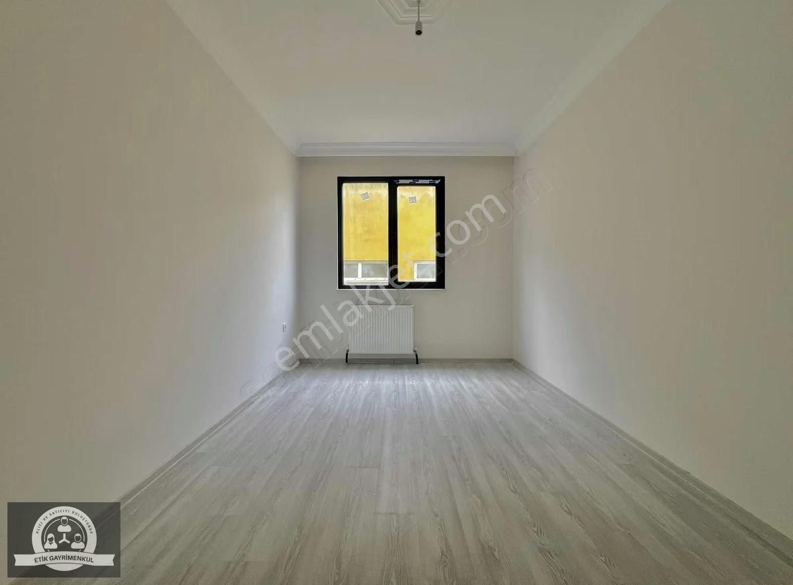 Yenidoğan Merkezde 3.katta Kiralık 2+1 Arakat Daire - Görsel 6