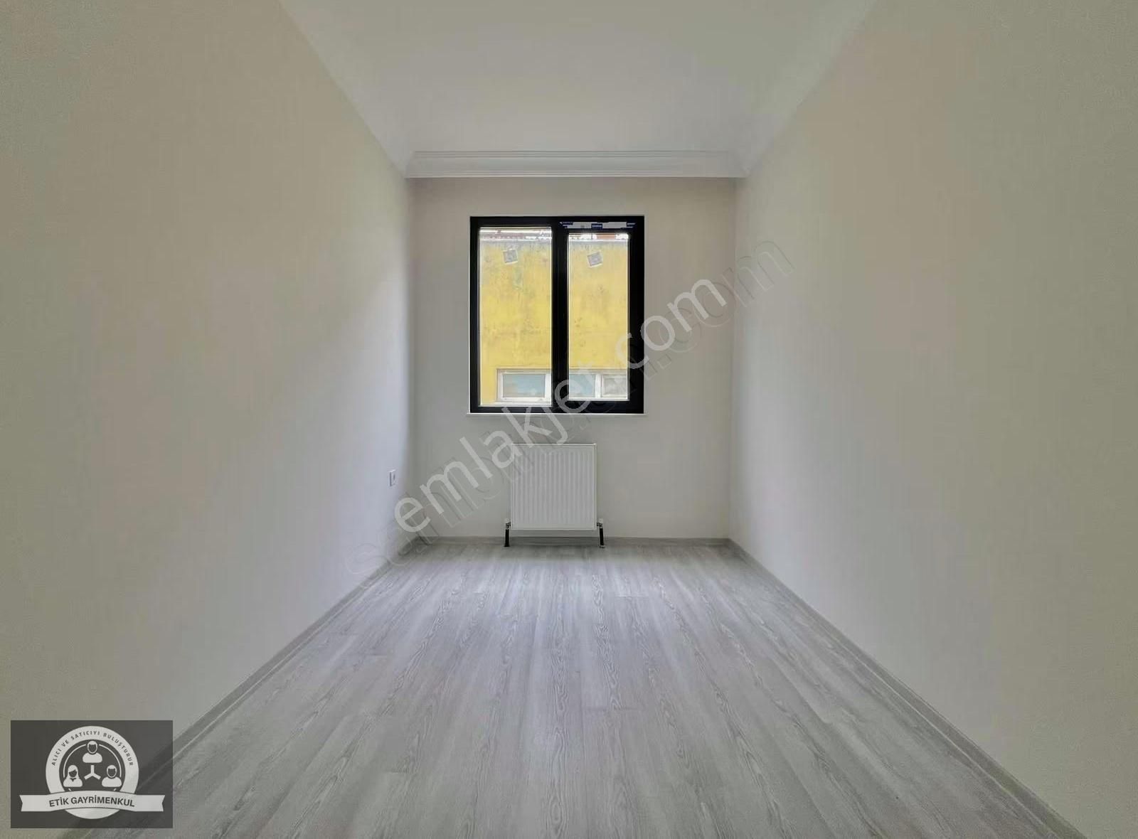 Yenidoğan Merkezde 3.katta Kiralık 2+1 Arakat Daire - Görsel 9