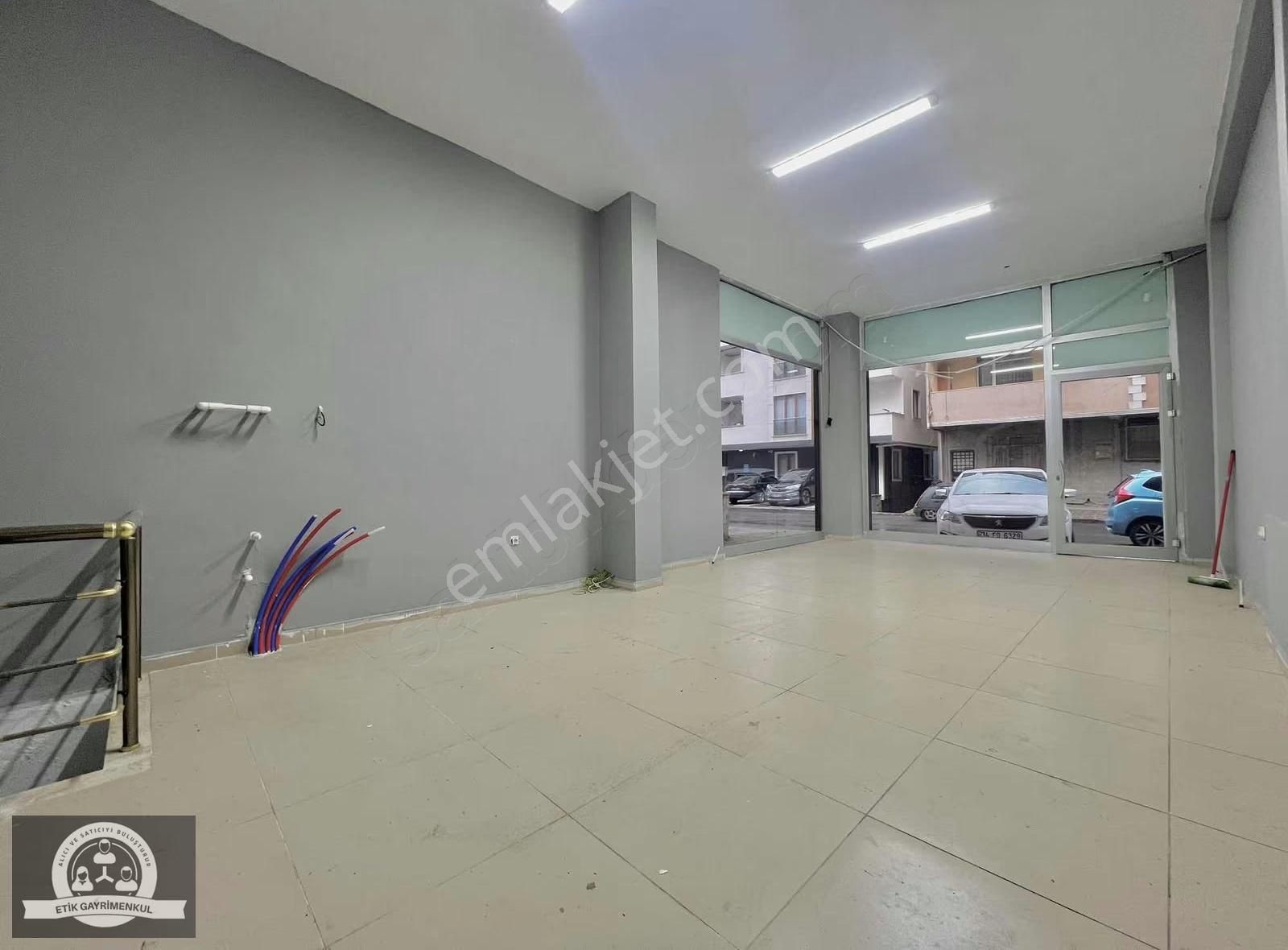 Eyüp Sultan'da Uygun Fiyatlı Yanyola Yakın Dükkan - Görsel 4