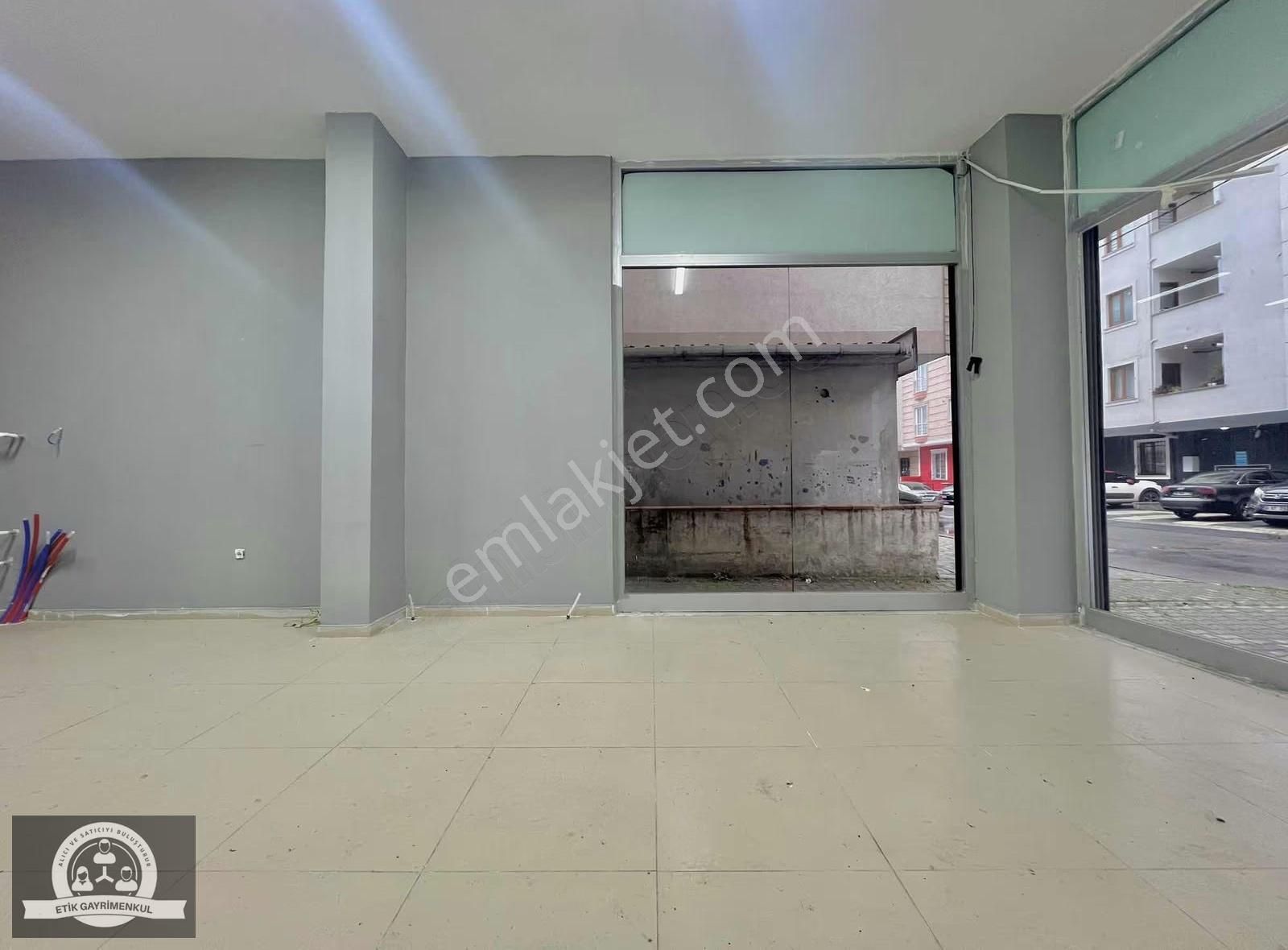 Eyüp Sultan'da Uygun Fiyatlı Yanyola Yakın Dükkan - Görsel 12