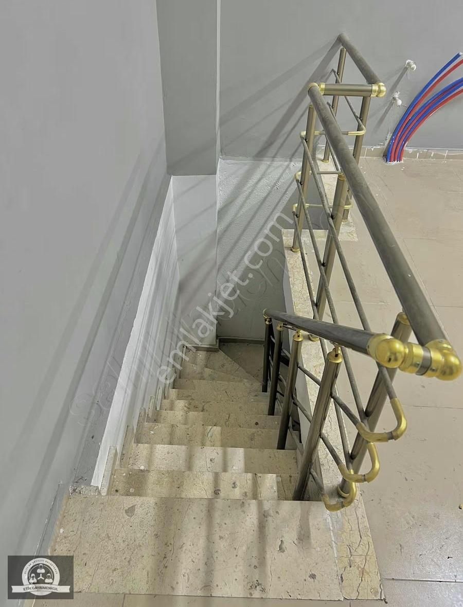 Eyüp Sultan'da Uygun Fiyatlı Yanyola Yakın Dükkan - Görsel 13